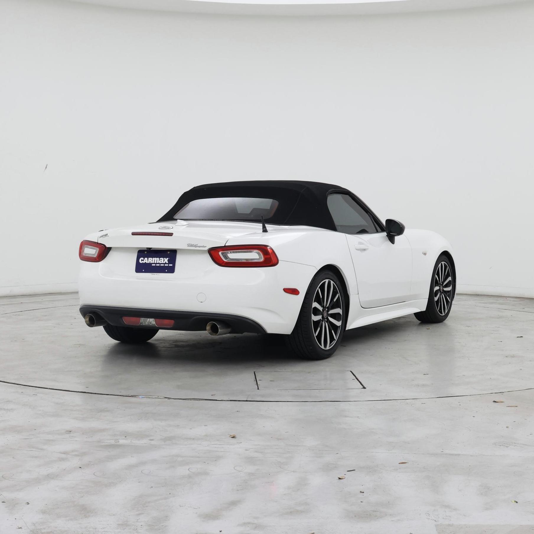 Thumbnail: 2020 Fiat 124 Spider - 8