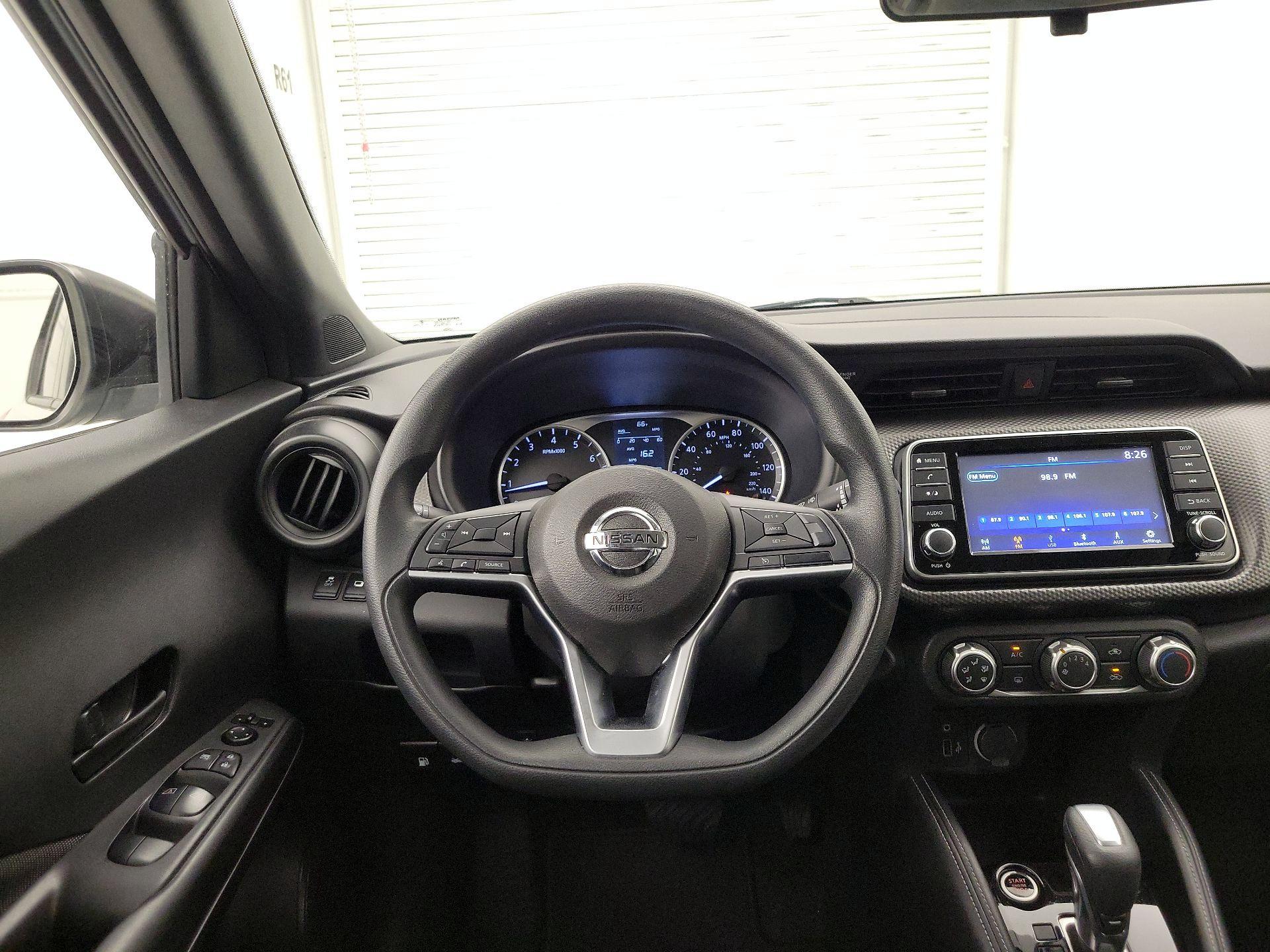 Thumbnail: 2019 Nissan Kicks - 10