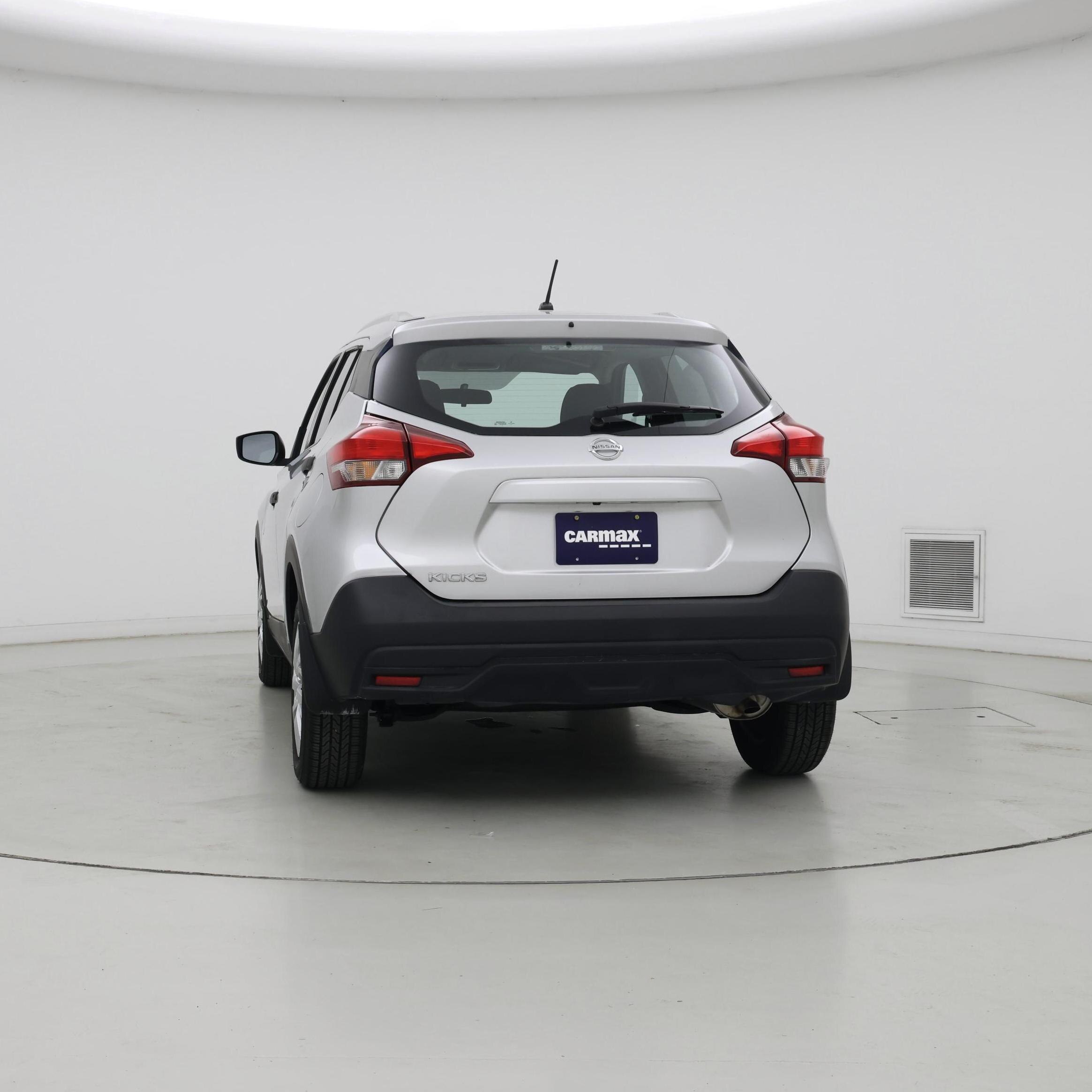 Thumbnail: 2019 Nissan Kicks - 6