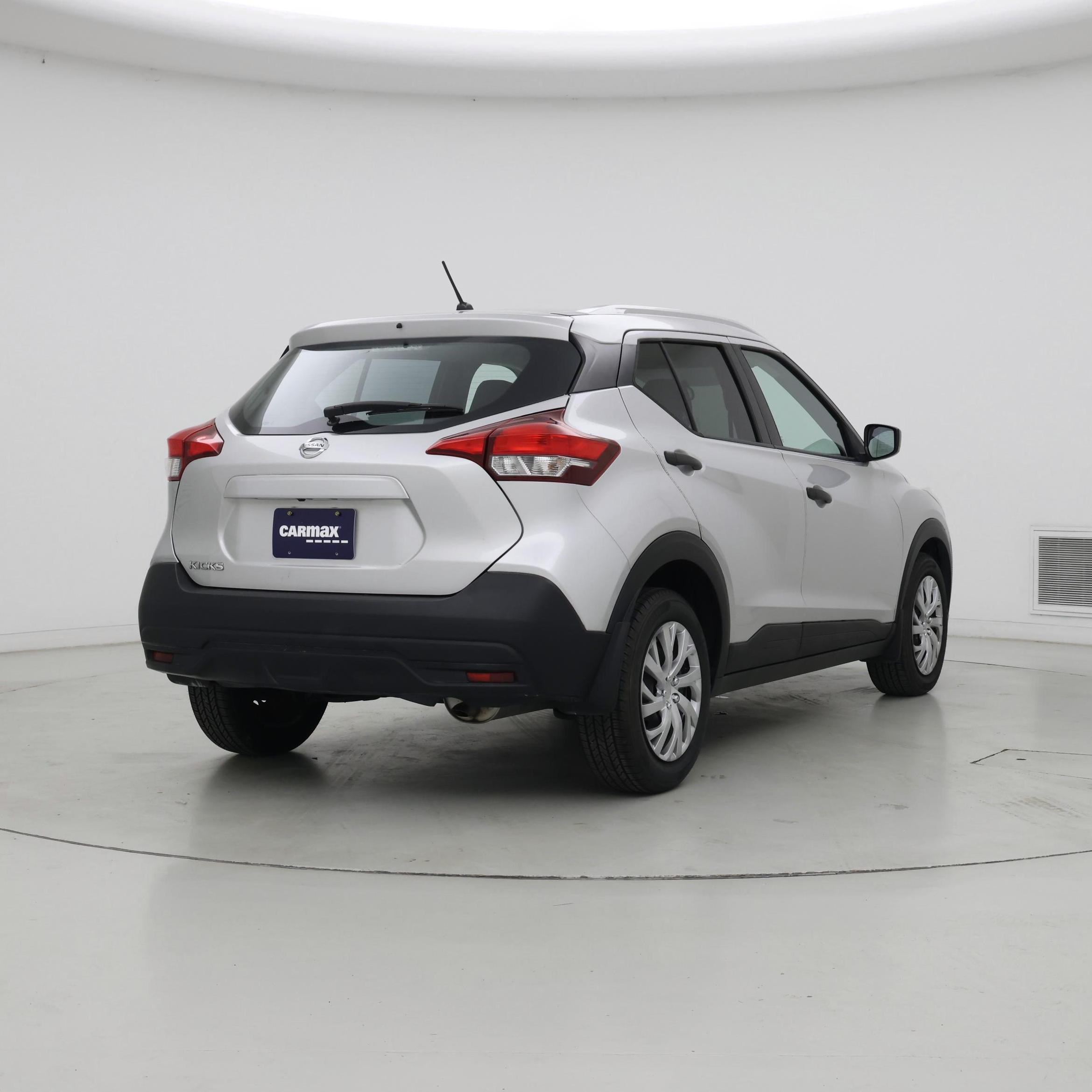 Thumbnail: 2019 Nissan Kicks - 8