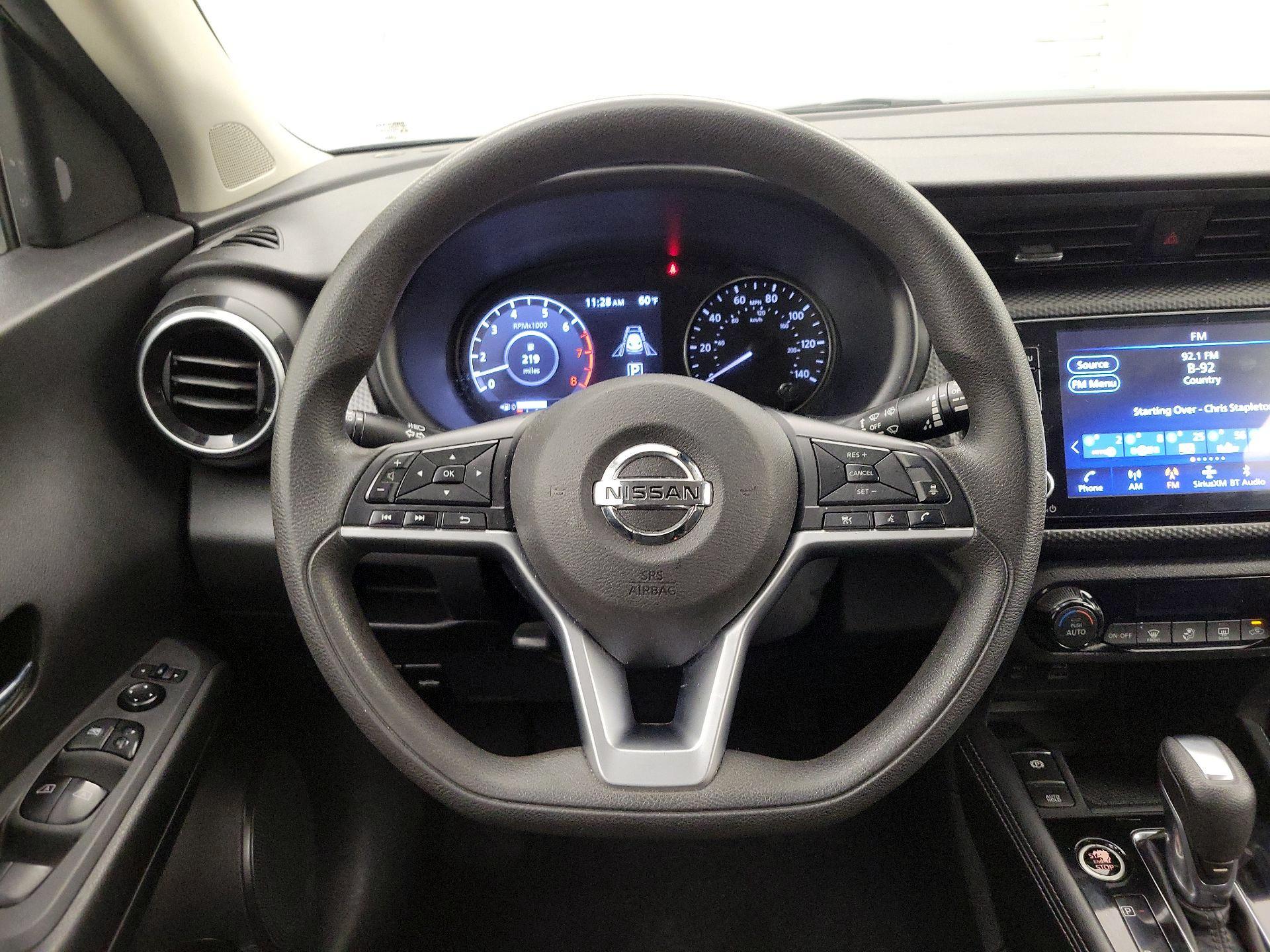 Thumbnail: 2021 Nissan Kicks - 10