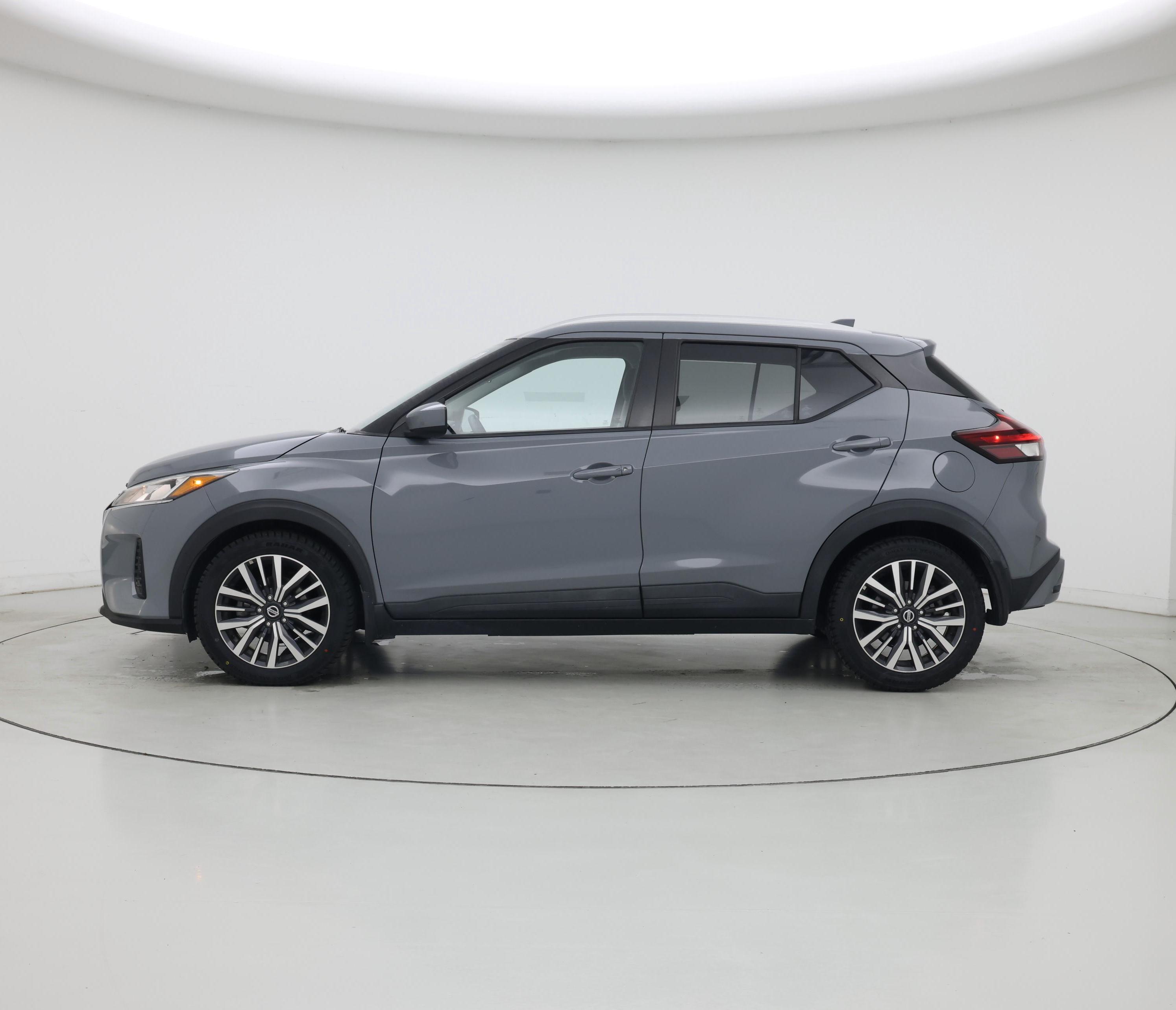 Thumbnail: 2021 Nissan Kicks - 3