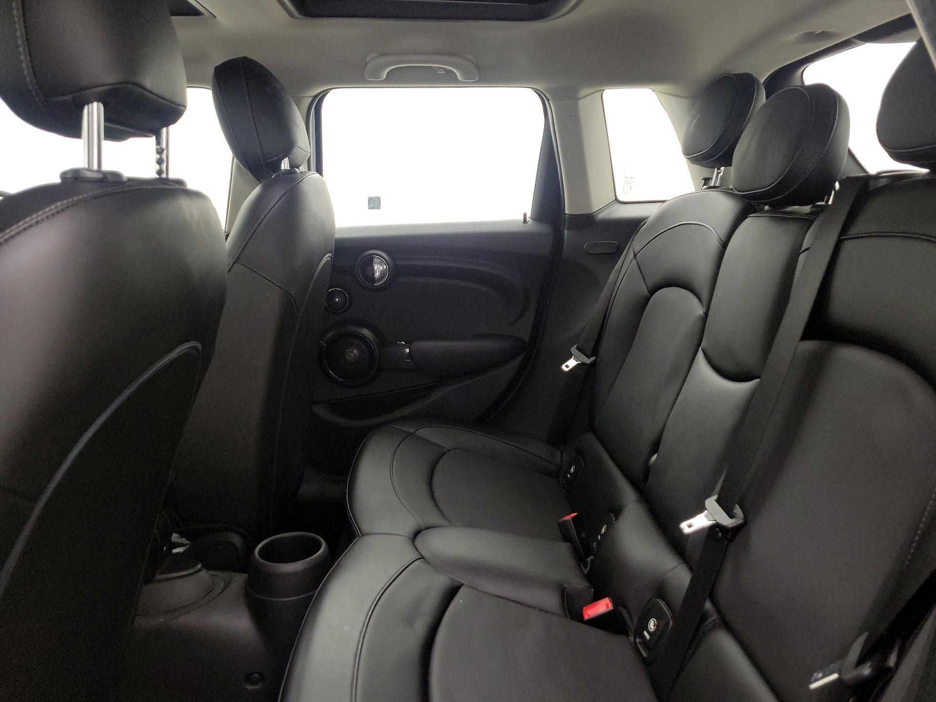 Thumbnail: 2018 MINI Cooper Hardtop - 20