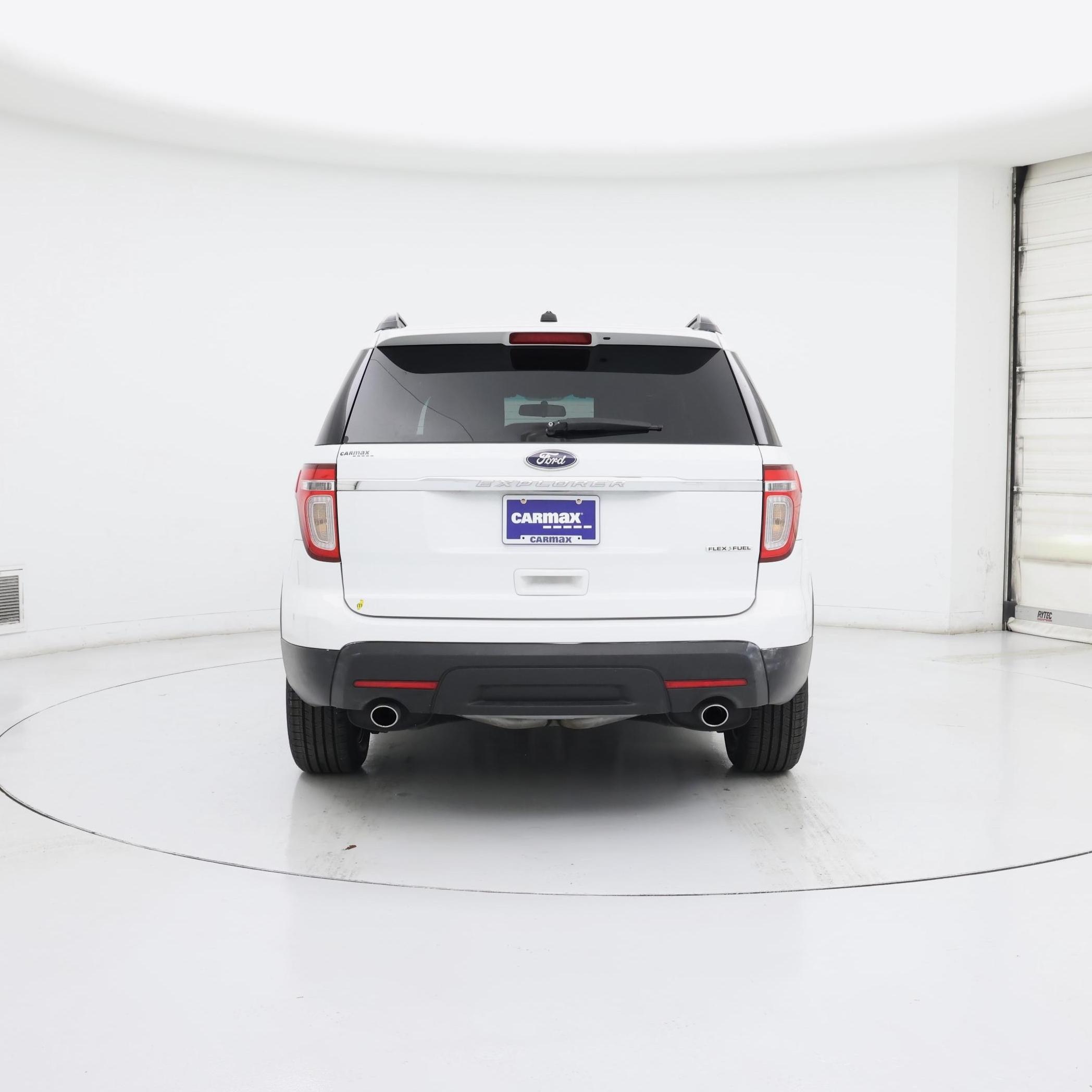 Thumbnail: 2015 Ford Explorer - 6