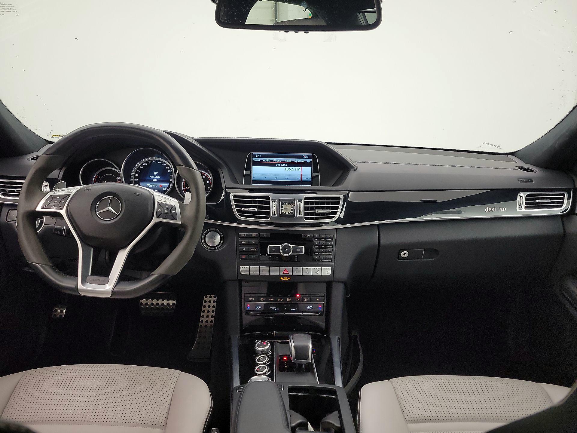 Thumbnail: 2015 Mercedes-Benz E-Class - 9