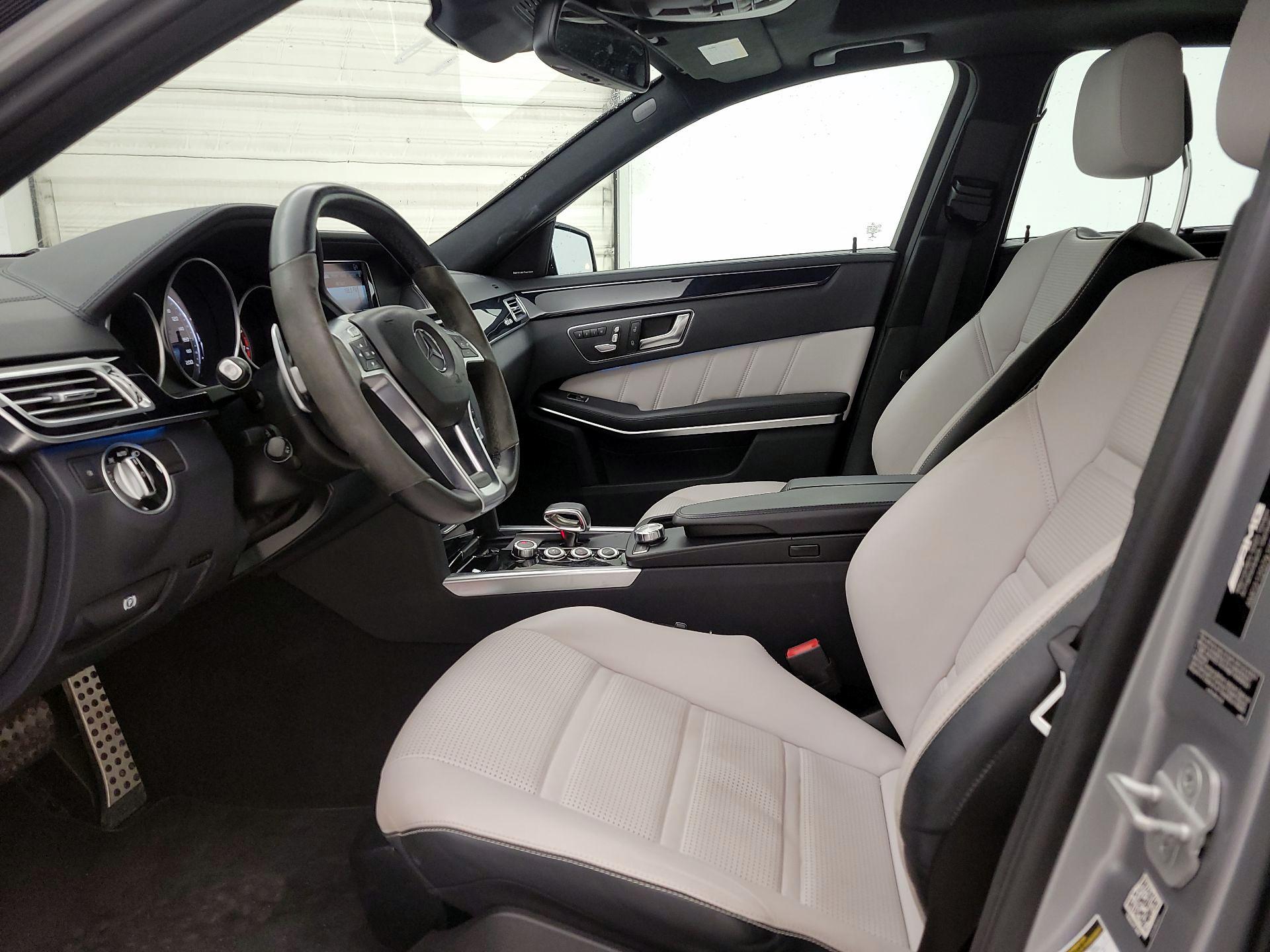 Thumbnail: 2015 Mercedes-Benz E-Class - 11