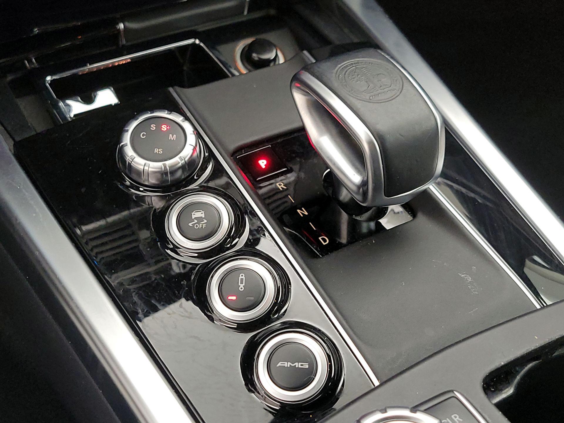 Thumbnail: 2015 Mercedes-Benz E-Class - 17