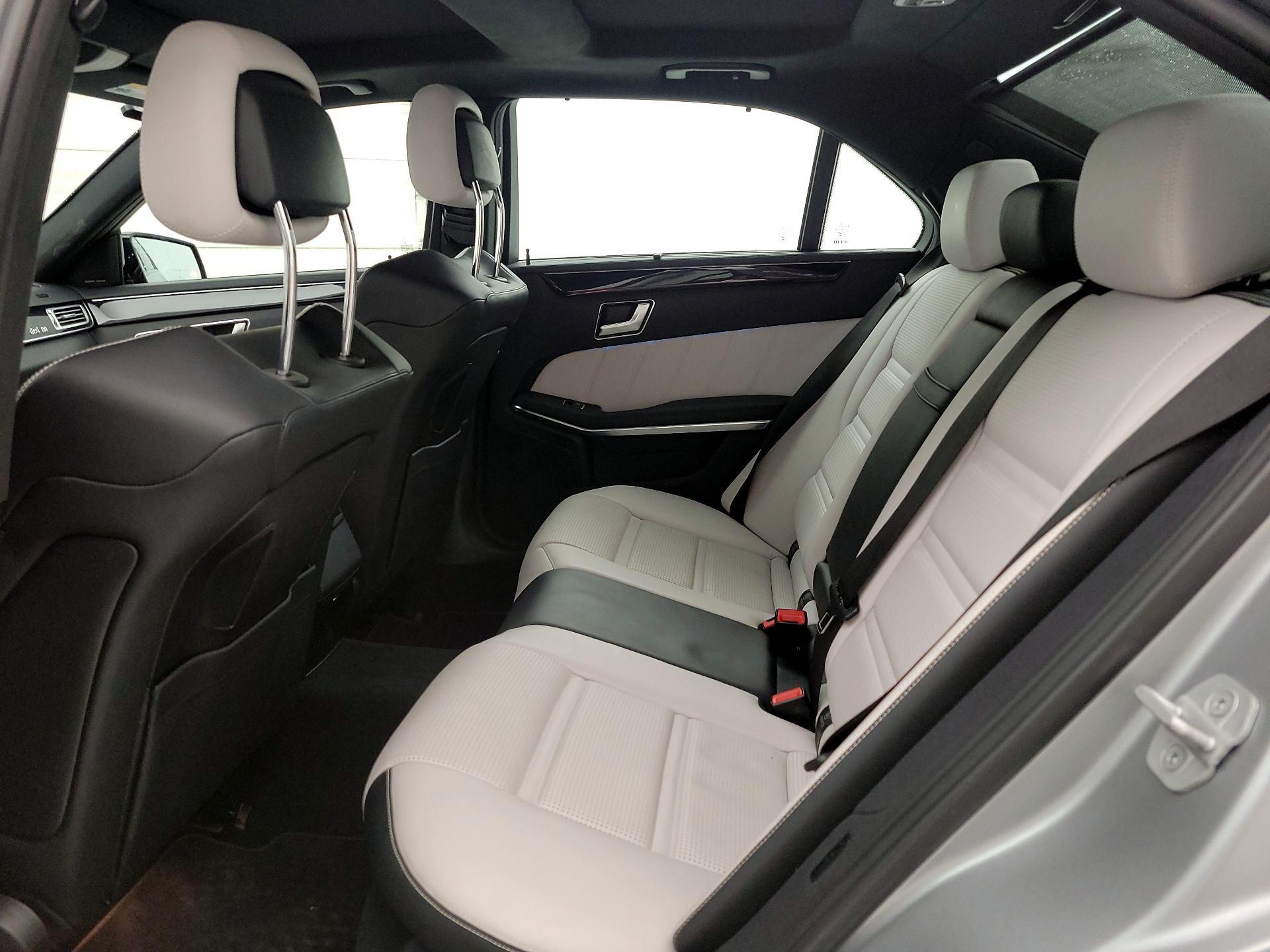 Thumbnail: 2015 Mercedes-Benz E-Class - 19