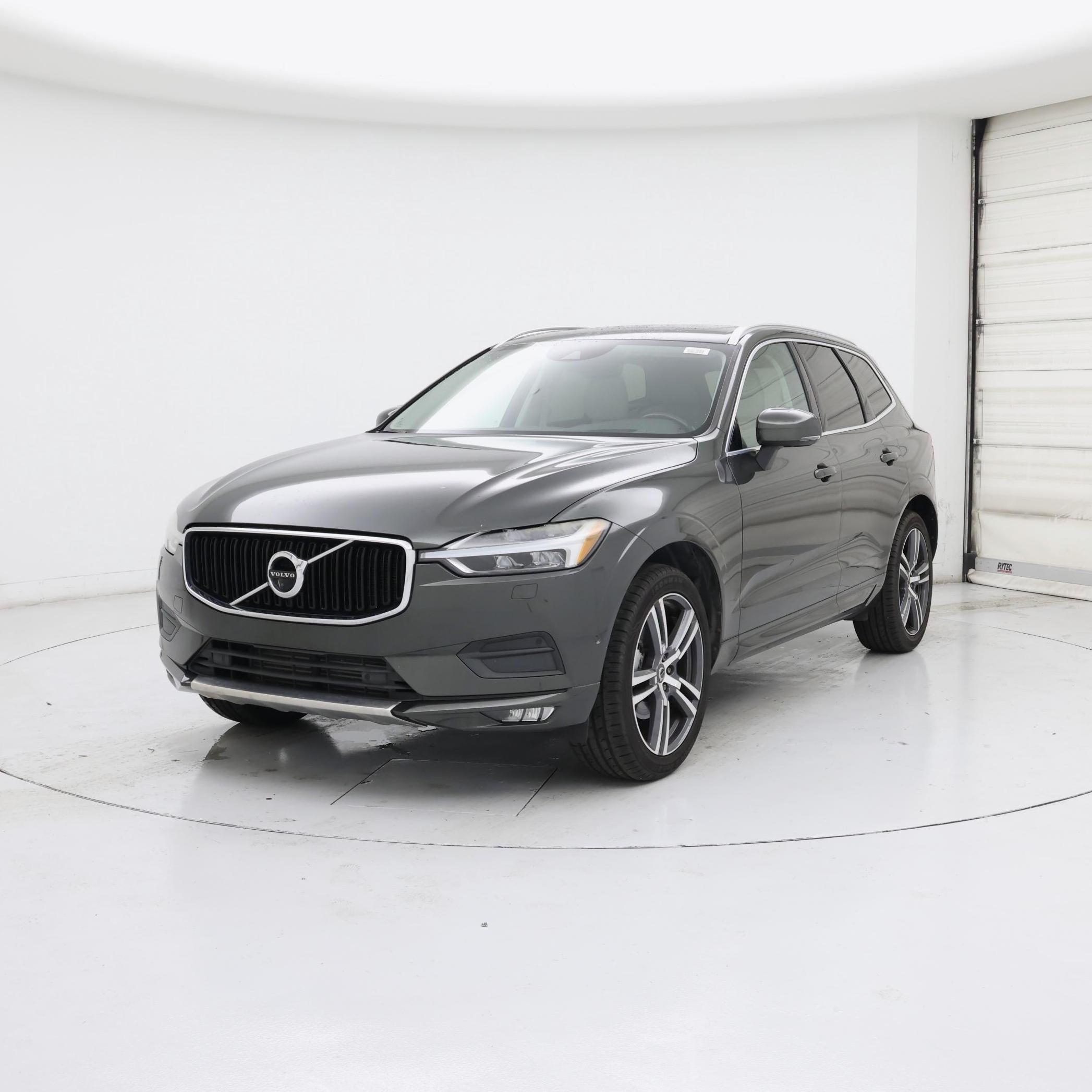 Thumbnail: 2018 Volvo XC60 - 4