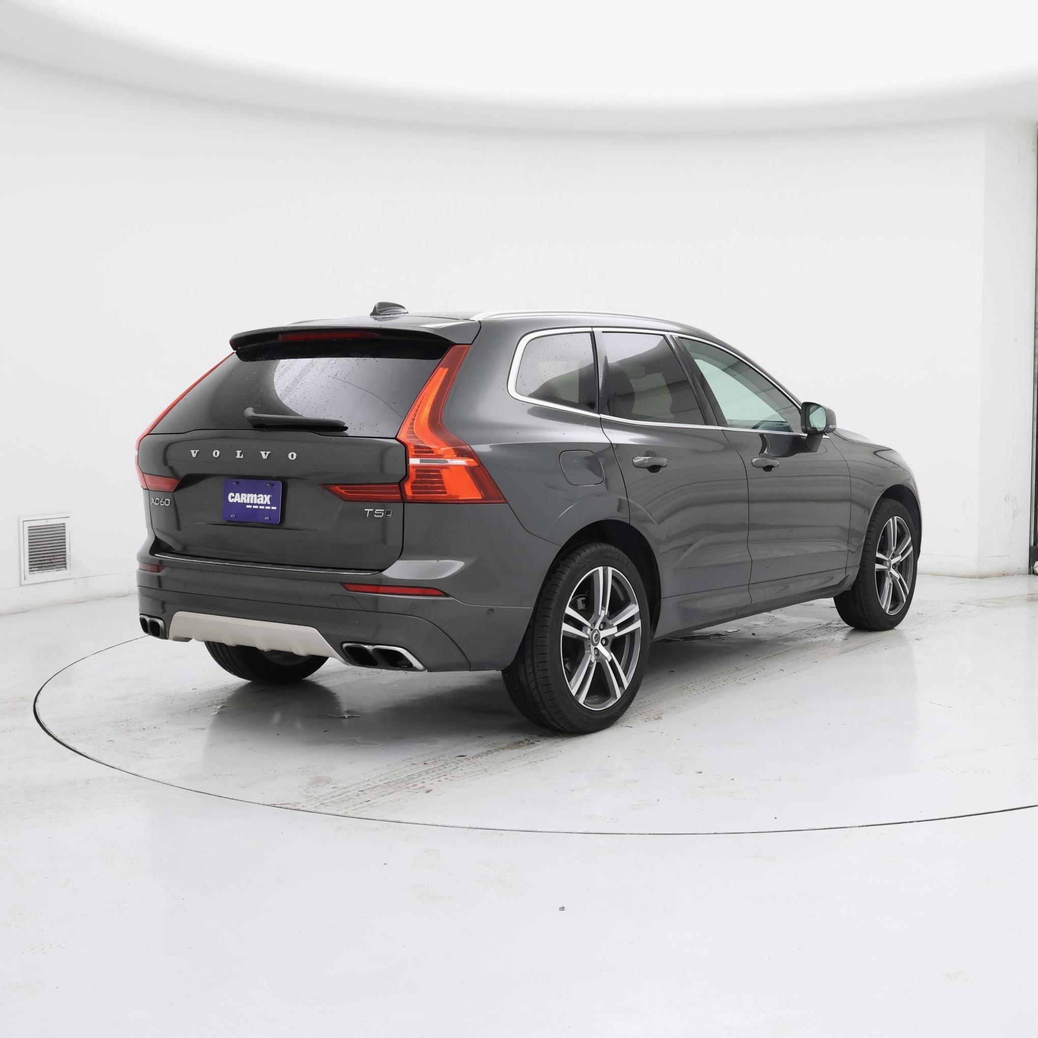 Thumbnail: 2018 Volvo XC60 - 8