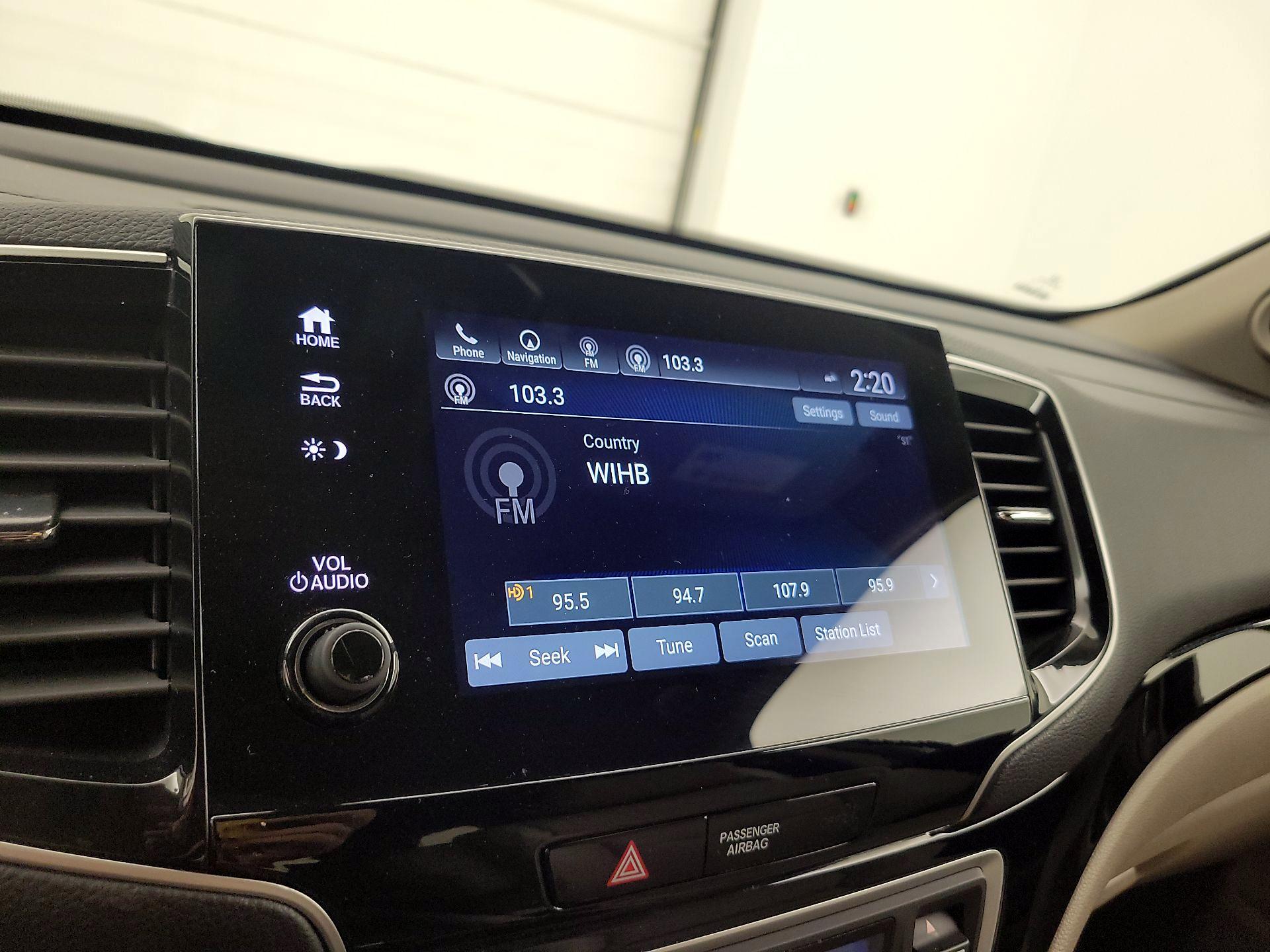 Thumbnail: 2020 Honda Pilot - 14