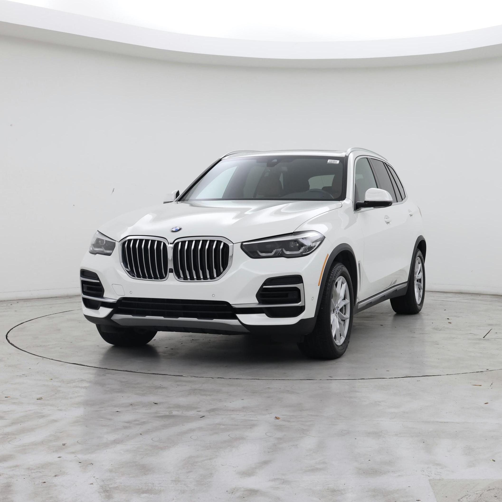 Thumbnail: 2023 BMW X5 - 4