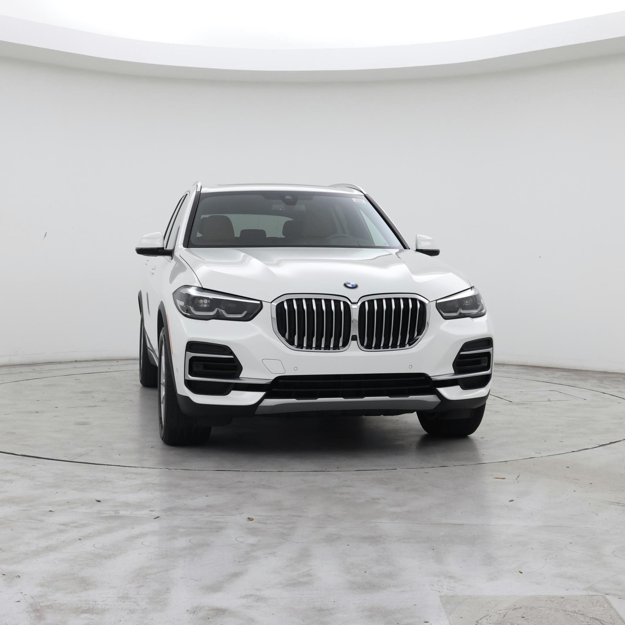 Thumbnail: 2023 BMW X5 - 5