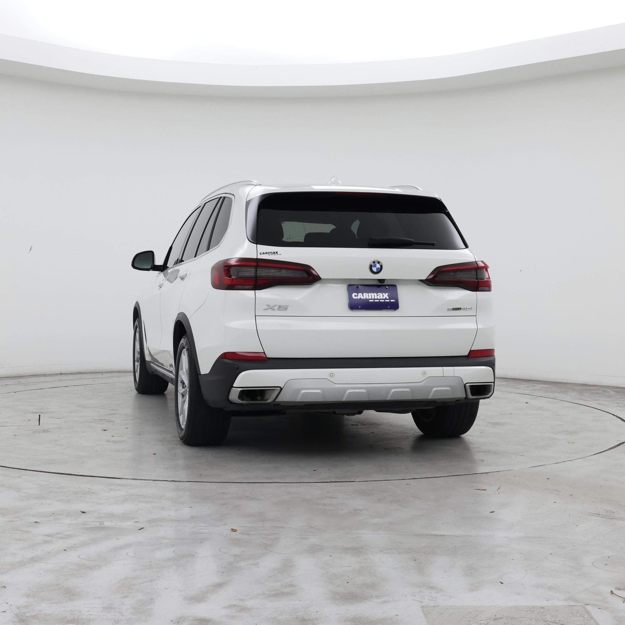 Thumbnail: 2023 BMW X5 - 6