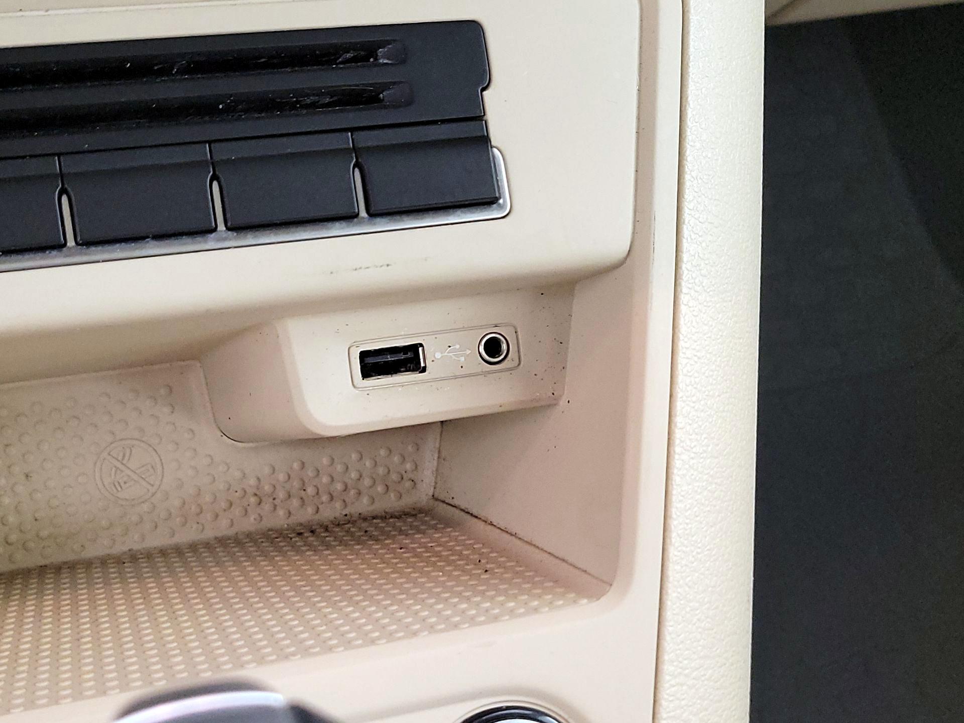 Thumbnail: 2017 Volkswagen Tiguan - 16