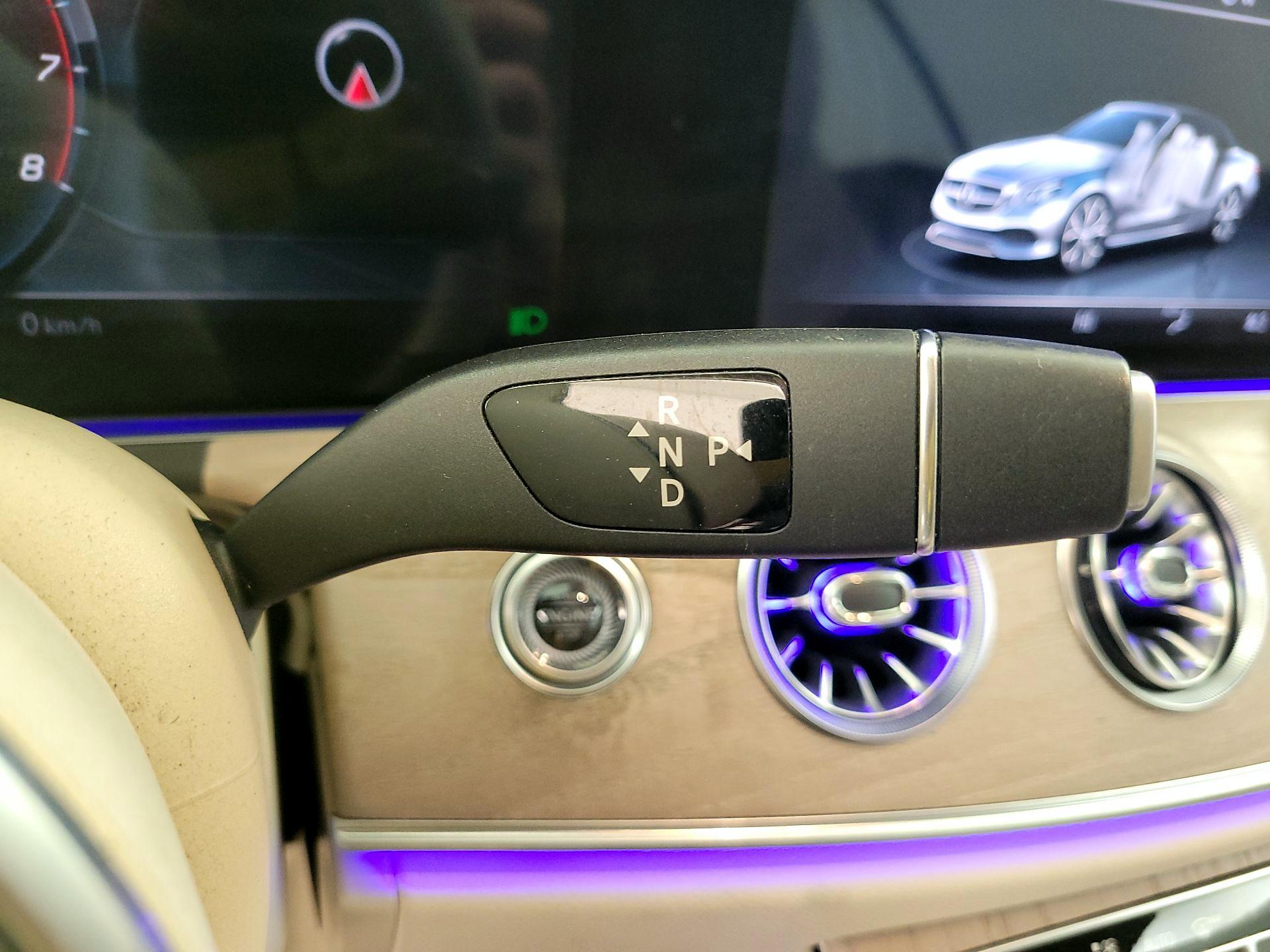 Thumbnail: 2019 Mercedes-Benz E-Class - 18