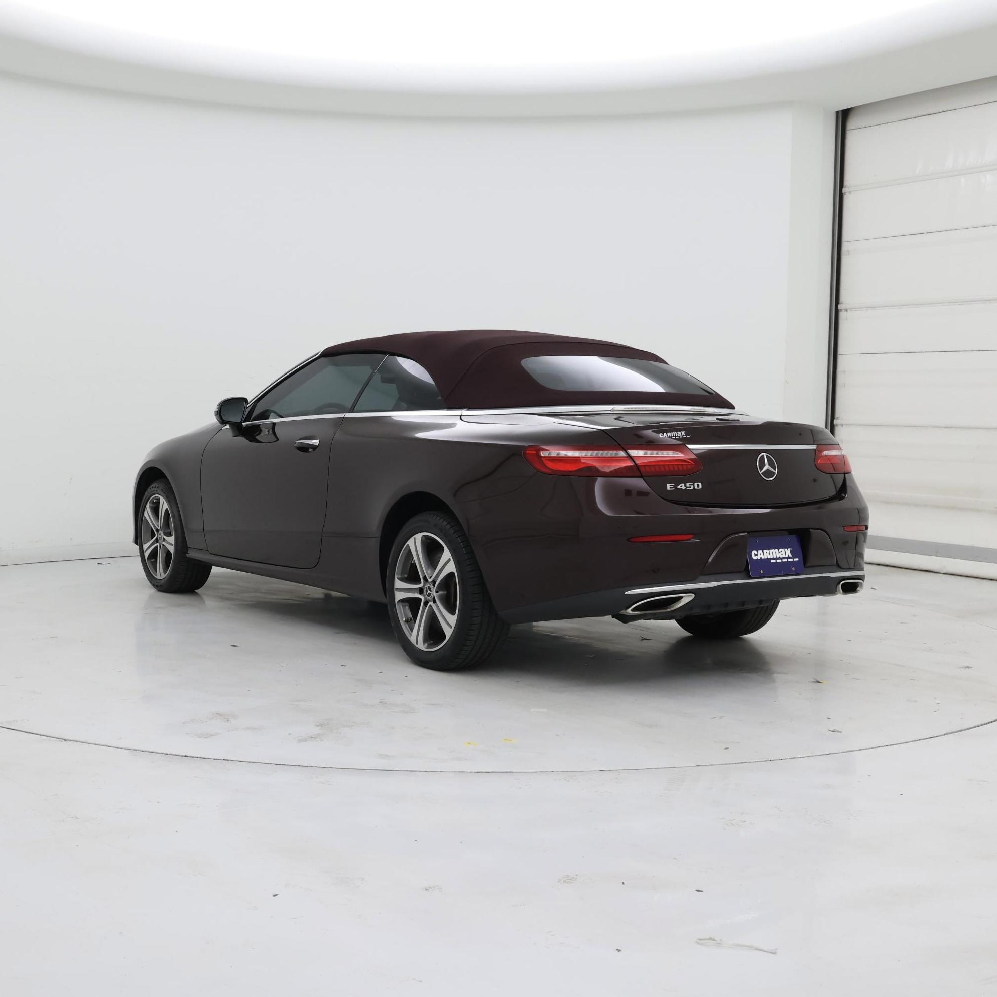 Thumbnail: 2019 Mercedes-Benz E-Class - 2