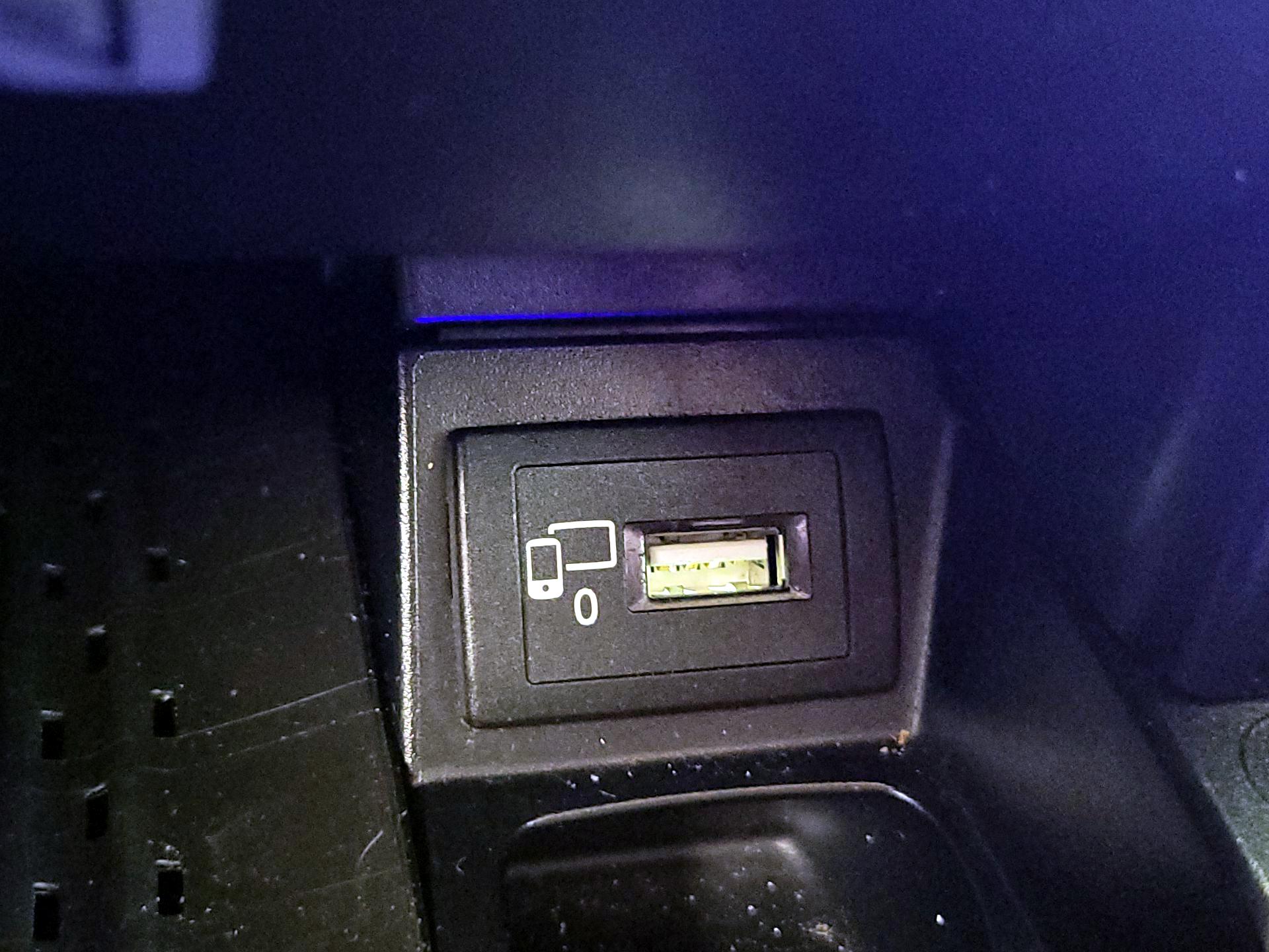 Thumbnail: 2019 Mercedes-Benz E-Class - 19