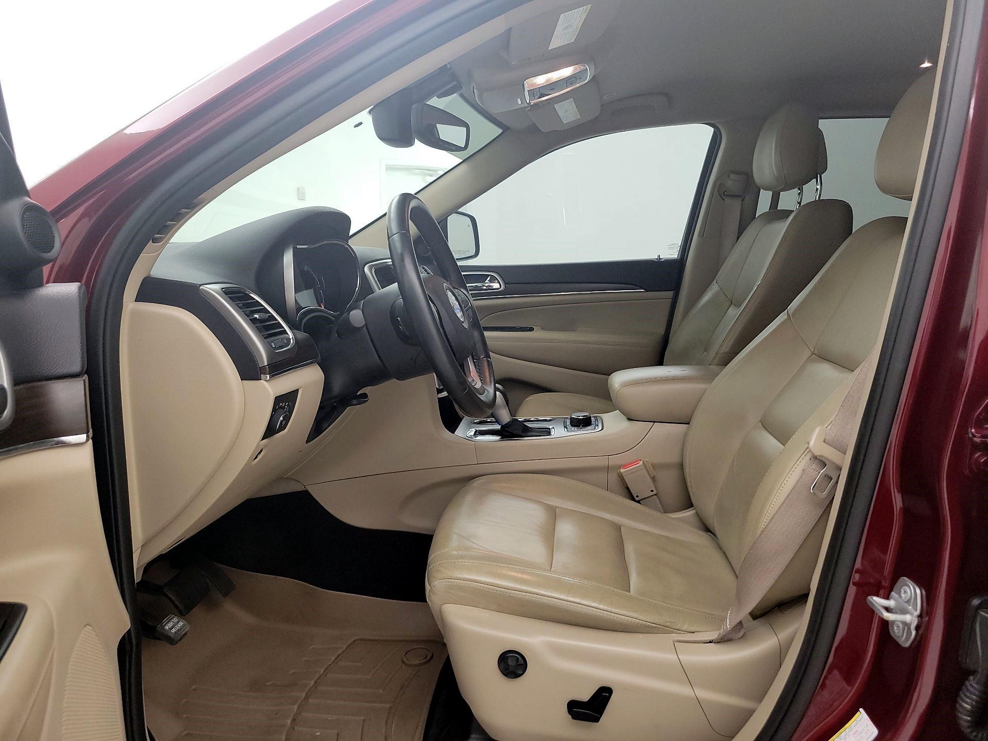 Thumbnail: 2018 Jeep Grand Cherokee - 9