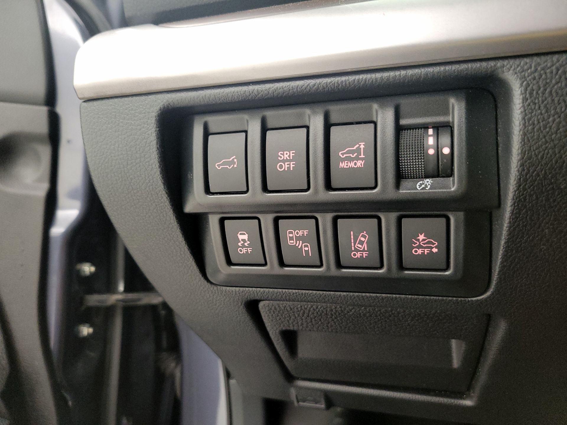 Thumbnail: 2017 Subaru Outback - 11