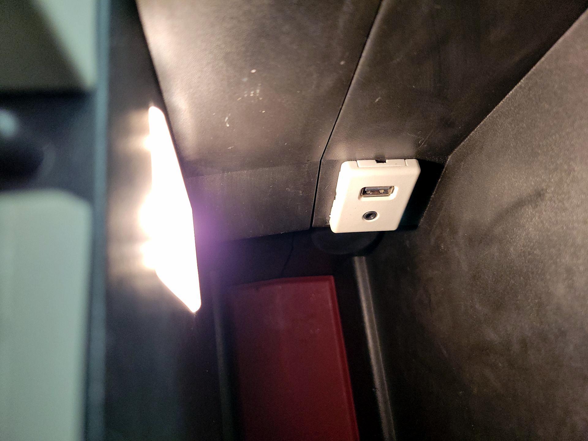 Thumbnail: 2017 Chevrolet Equinox - 15