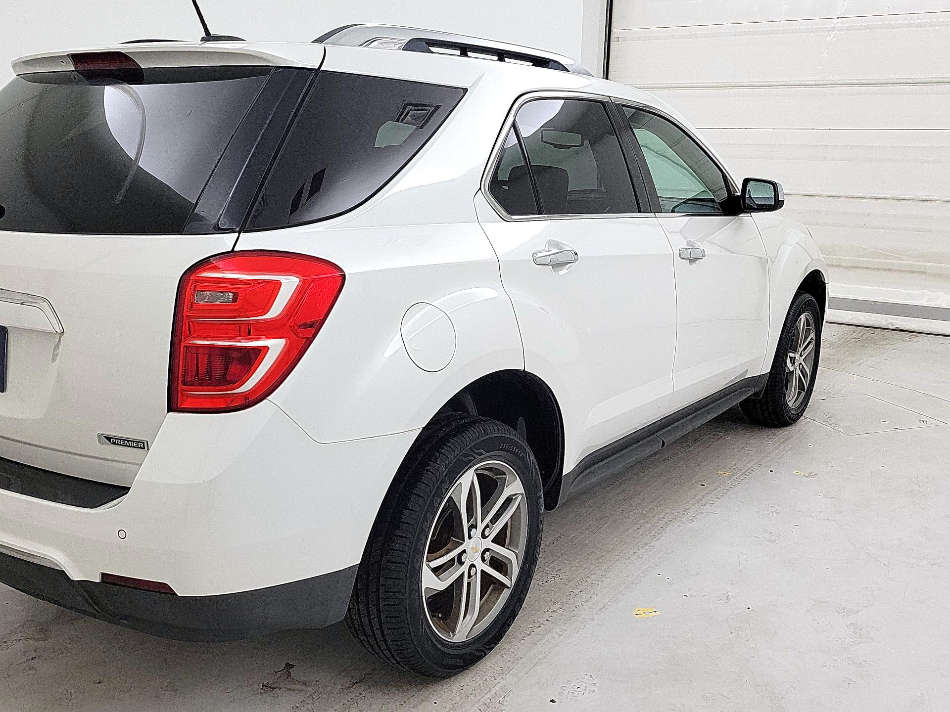 Thumbnail: 2017 Chevrolet Equinox - 5