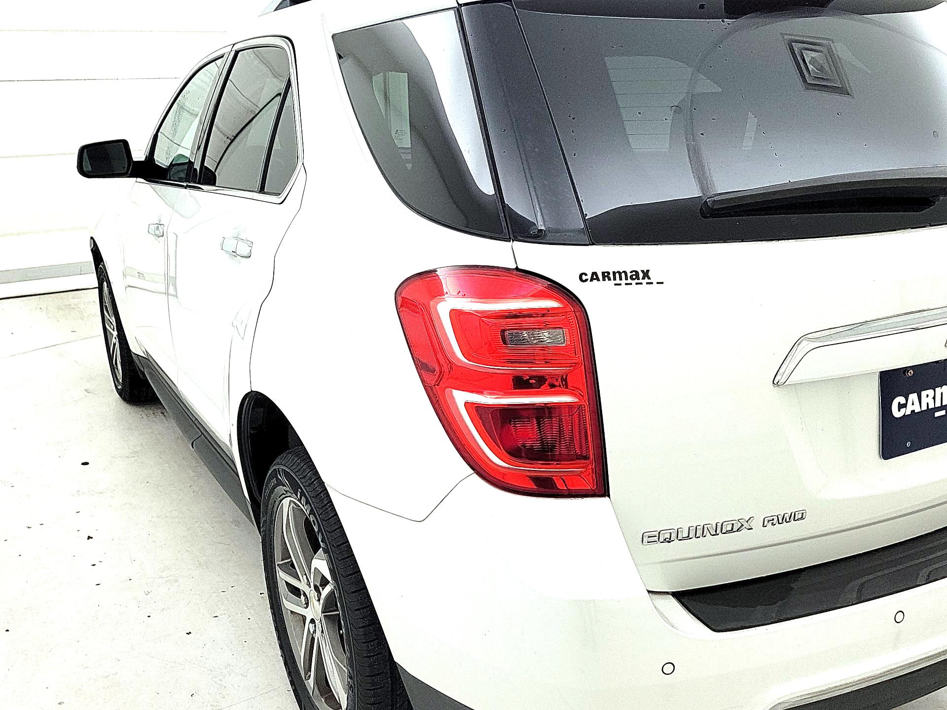 Thumbnail: 2017 Chevrolet Equinox - 7