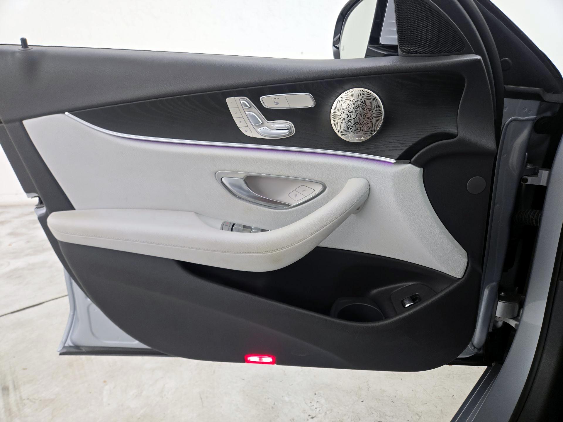 Thumbnail: 2022 Mercedes-Benz E-Class - 12