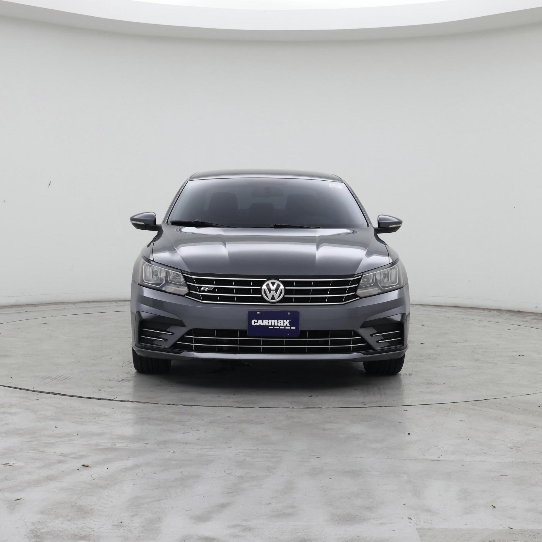 Thumbnail: 2018 Volkswagen Passat - 5
