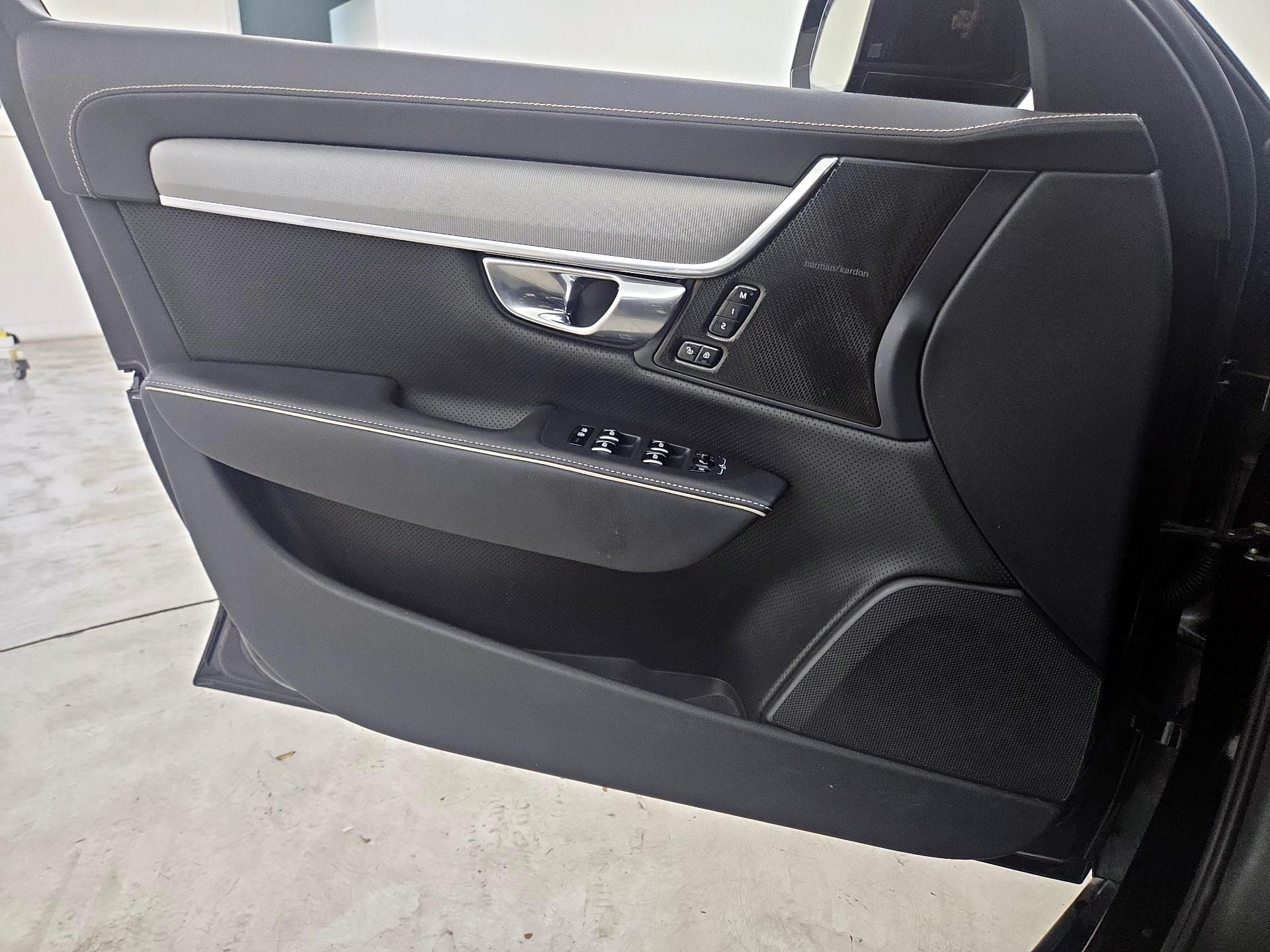 Thumbnail: 2020 Volvo S90 - 12