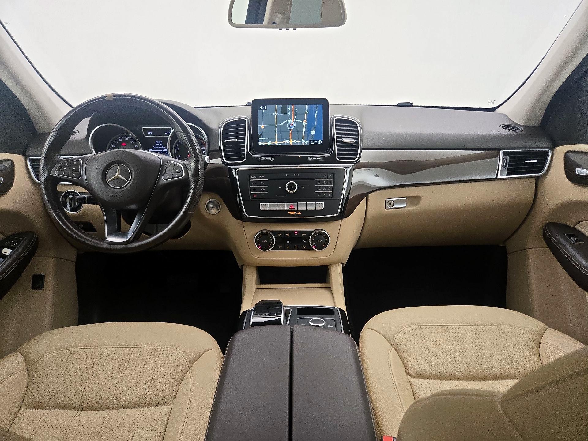 Thumbnail: 2016 Mercedes-Benz GLE - 9