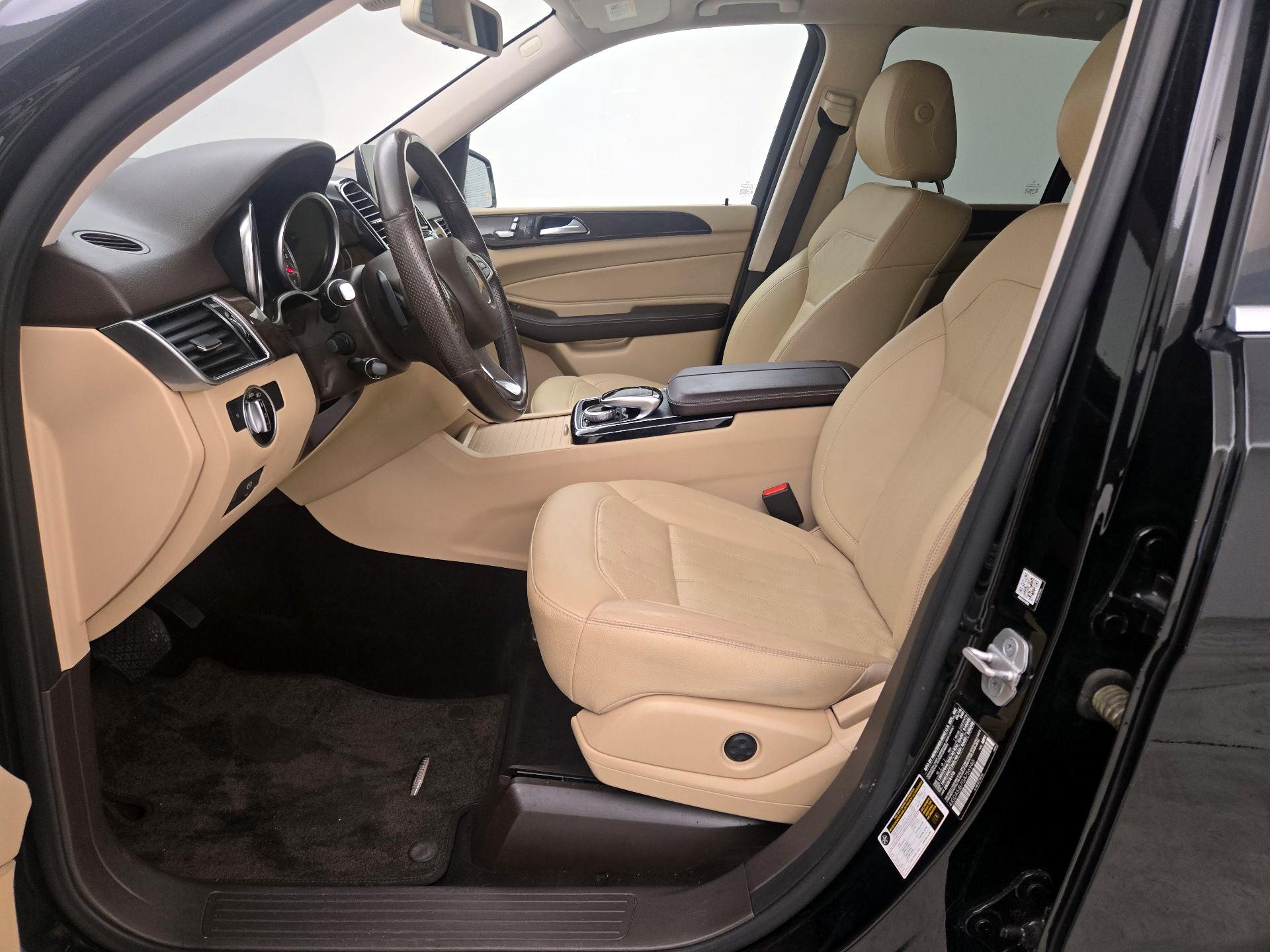 Thumbnail: 2016 Mercedes-Benz GLE - 11