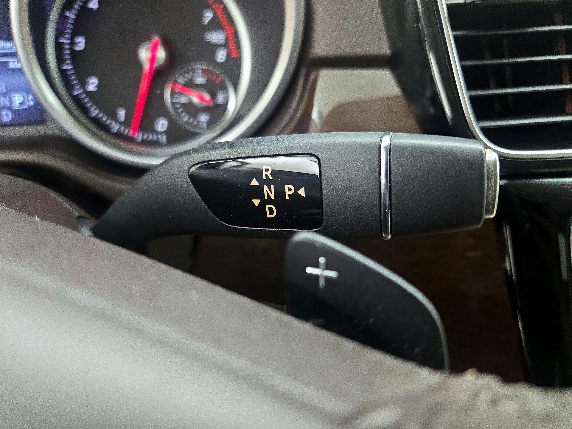 Thumbnail: 2016 Mercedes-Benz GLE - 18