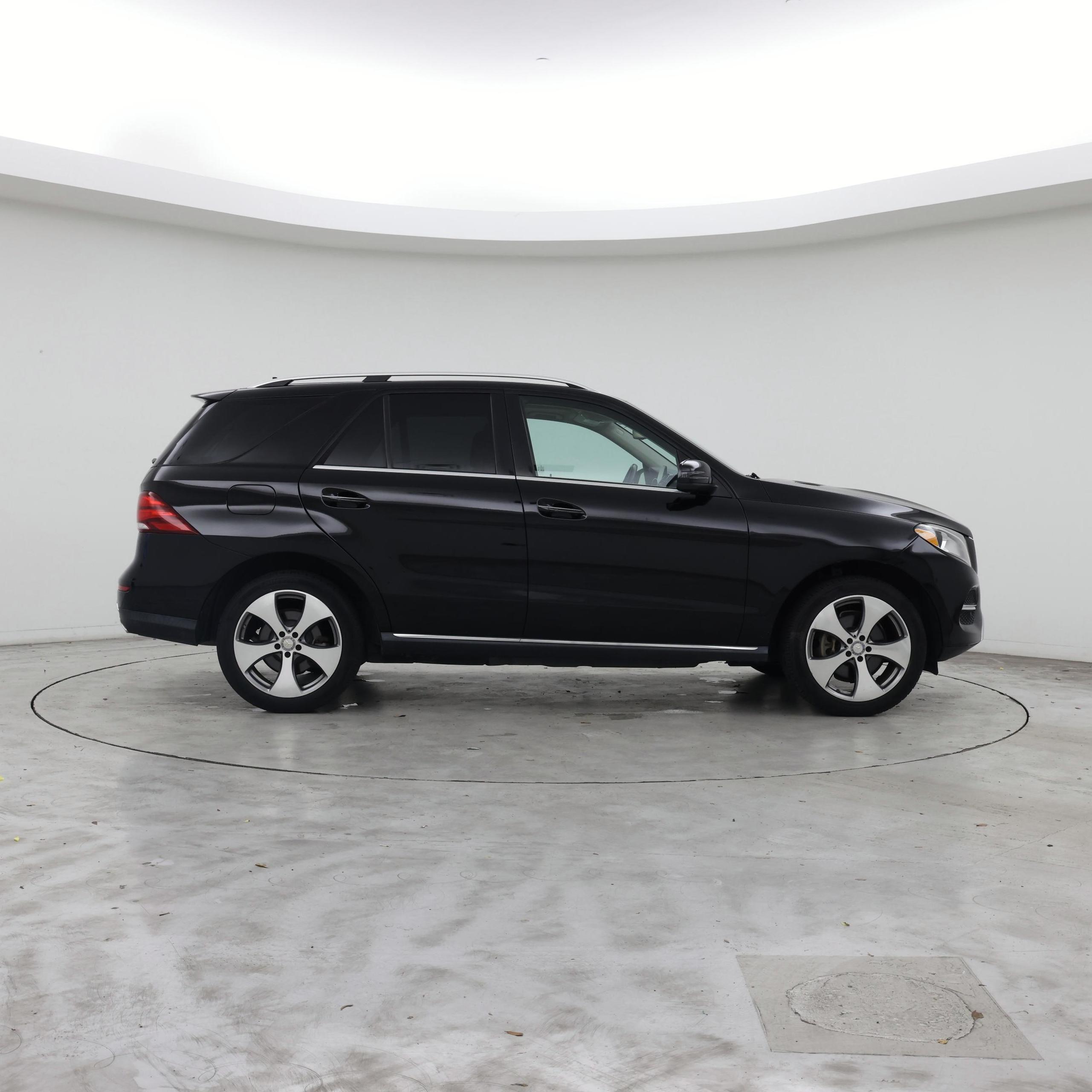 Thumbnail: 2016 Mercedes-Benz GLE - 7