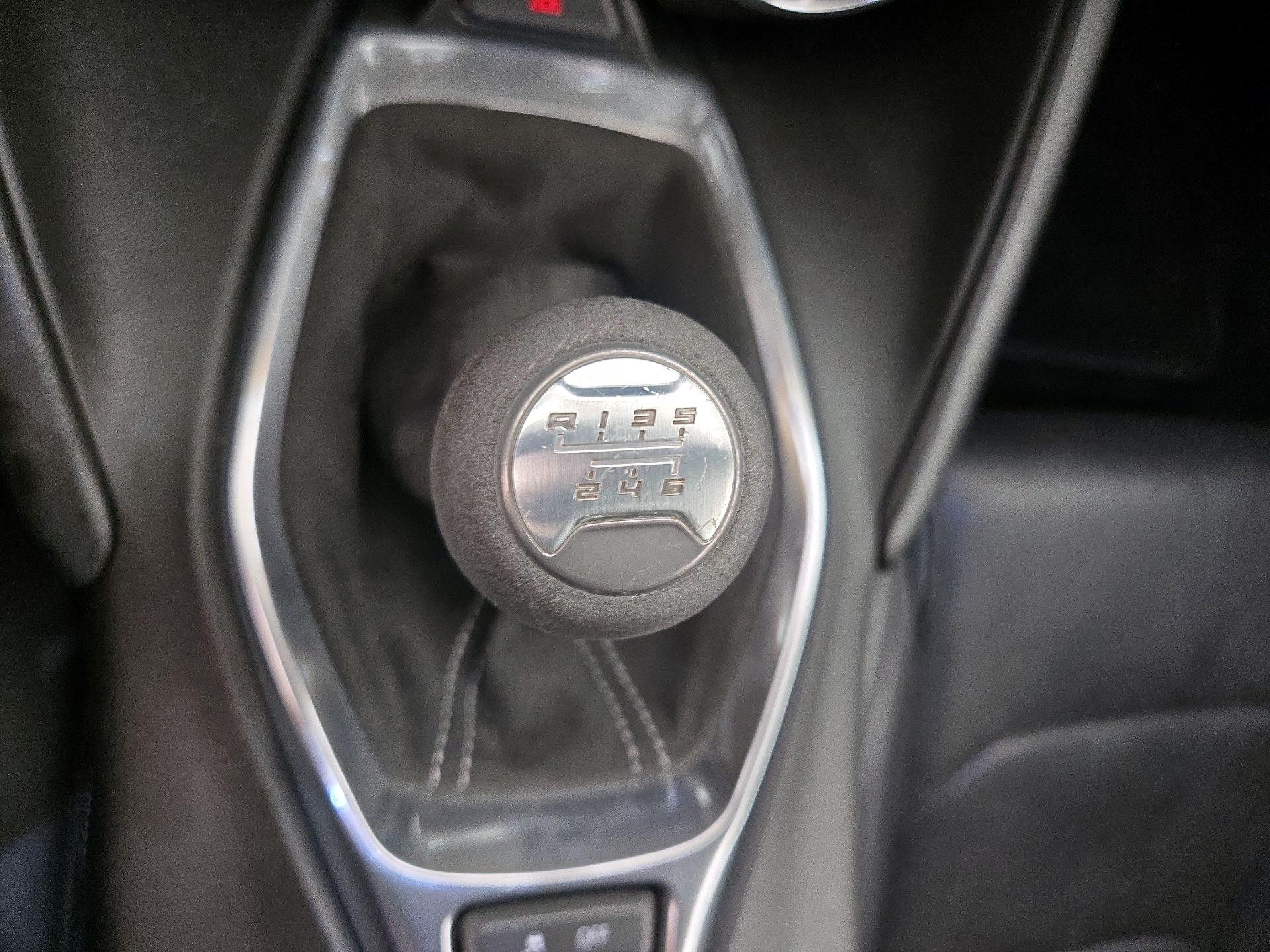 Thumbnail: 2018 Chevrolet Camaro - 16