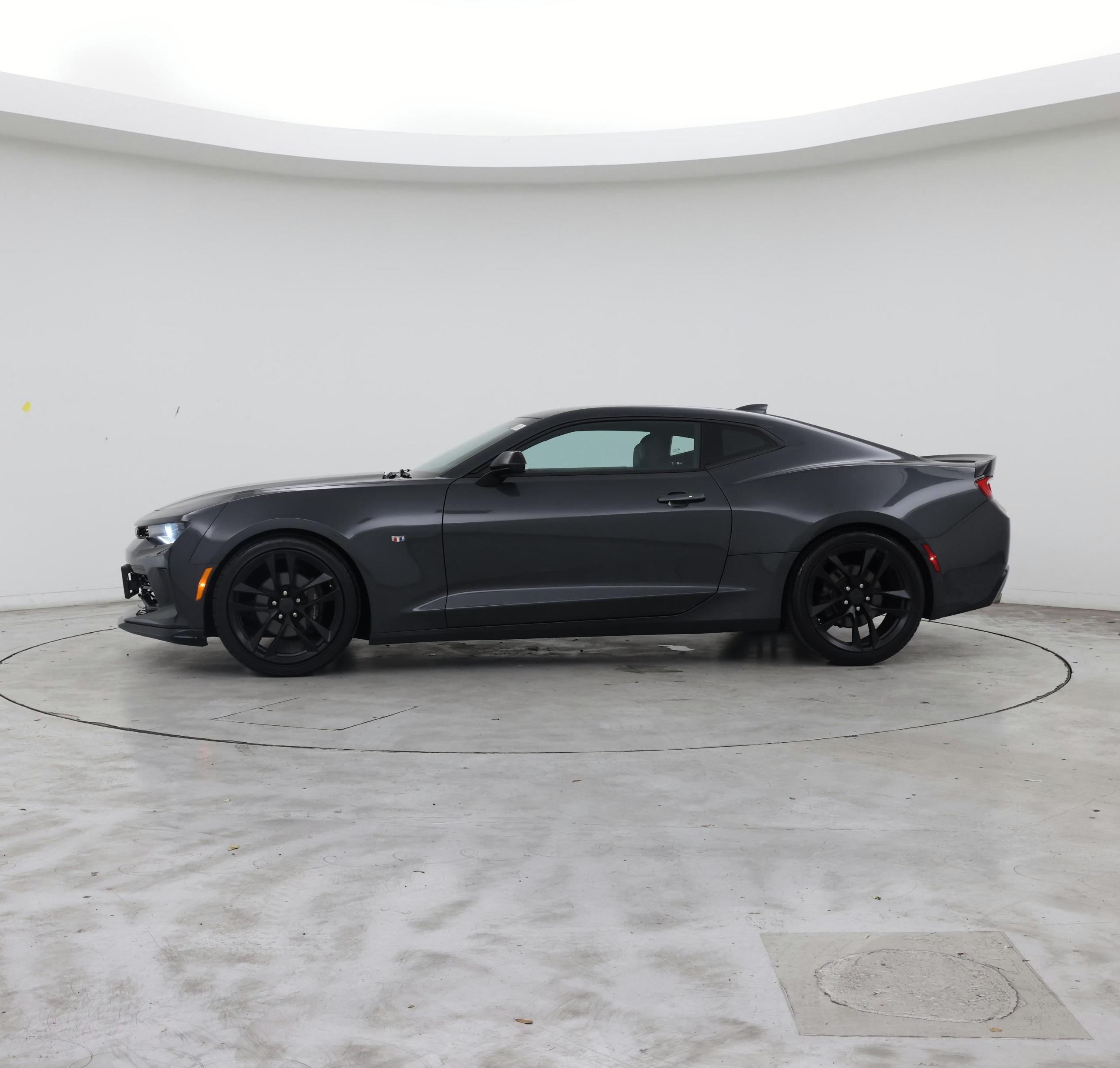 Thumbnail: 2018 Chevrolet Camaro - 3