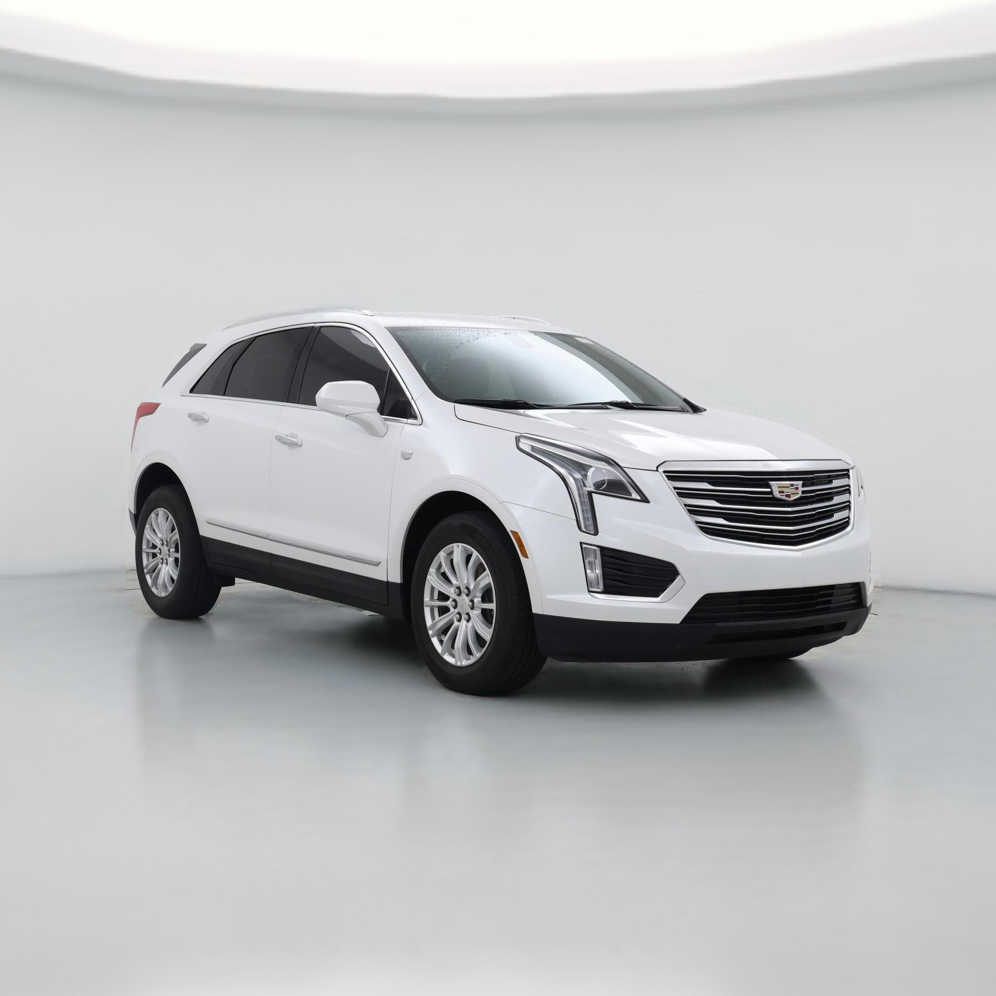 Thumbnail: 2017 Cadillac XT5 - 1