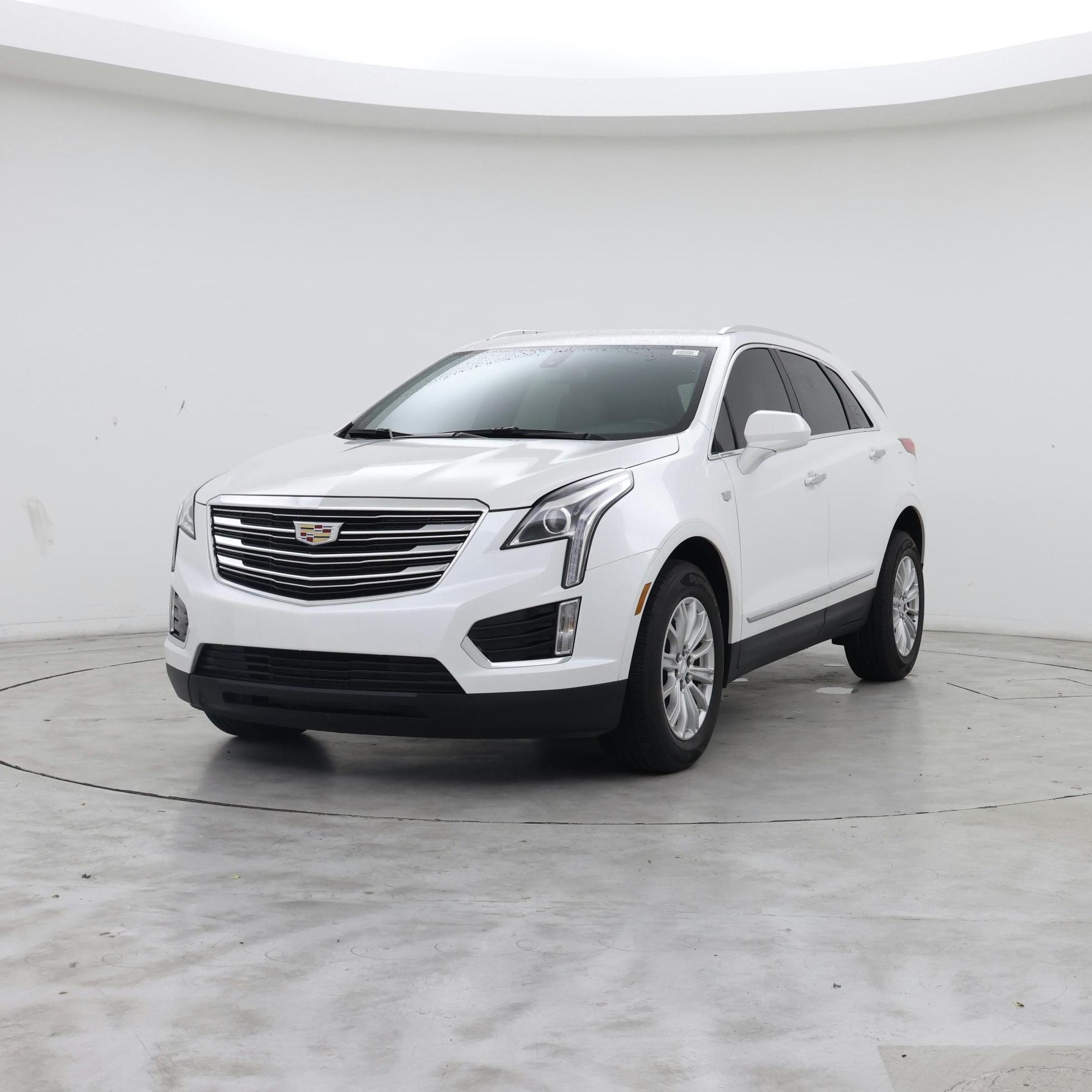 Thumbnail: 2017 Cadillac XT5 - 4