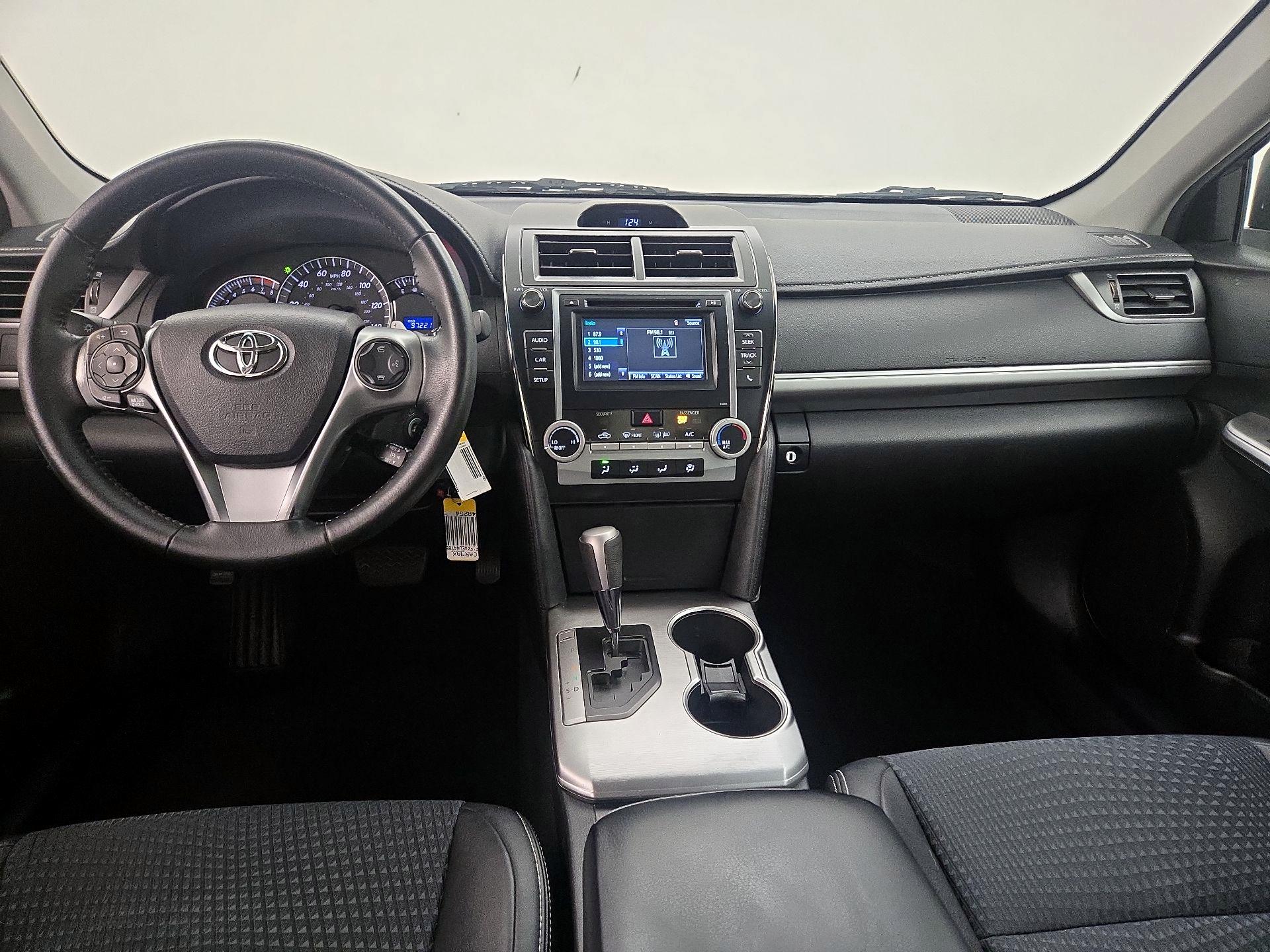 Thumbnail: 2014 Toyota Camry - 9