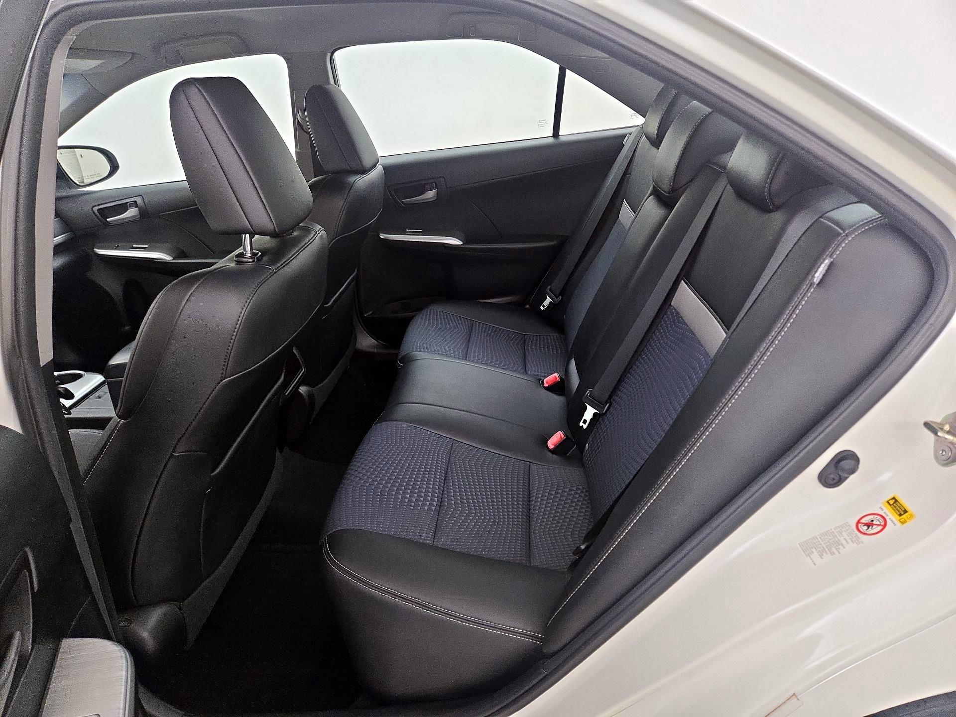 Thumbnail: 2014 Toyota Camry - 19