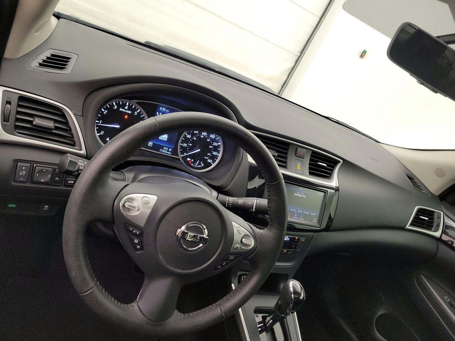 Thumbnail: 2019 Nissan Sentra - 8