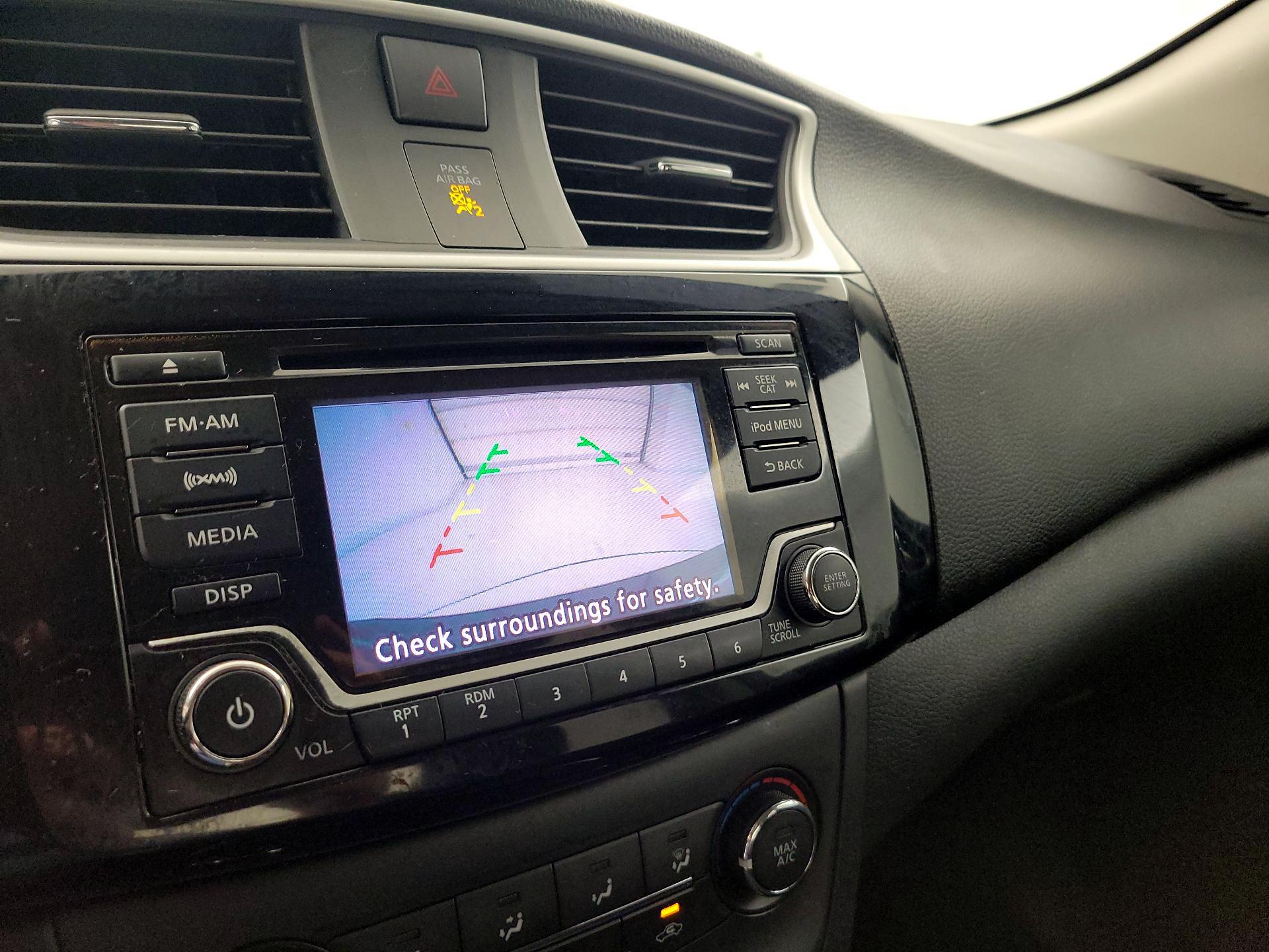 Thumbnail: 2017 Nissan Sentra - 12