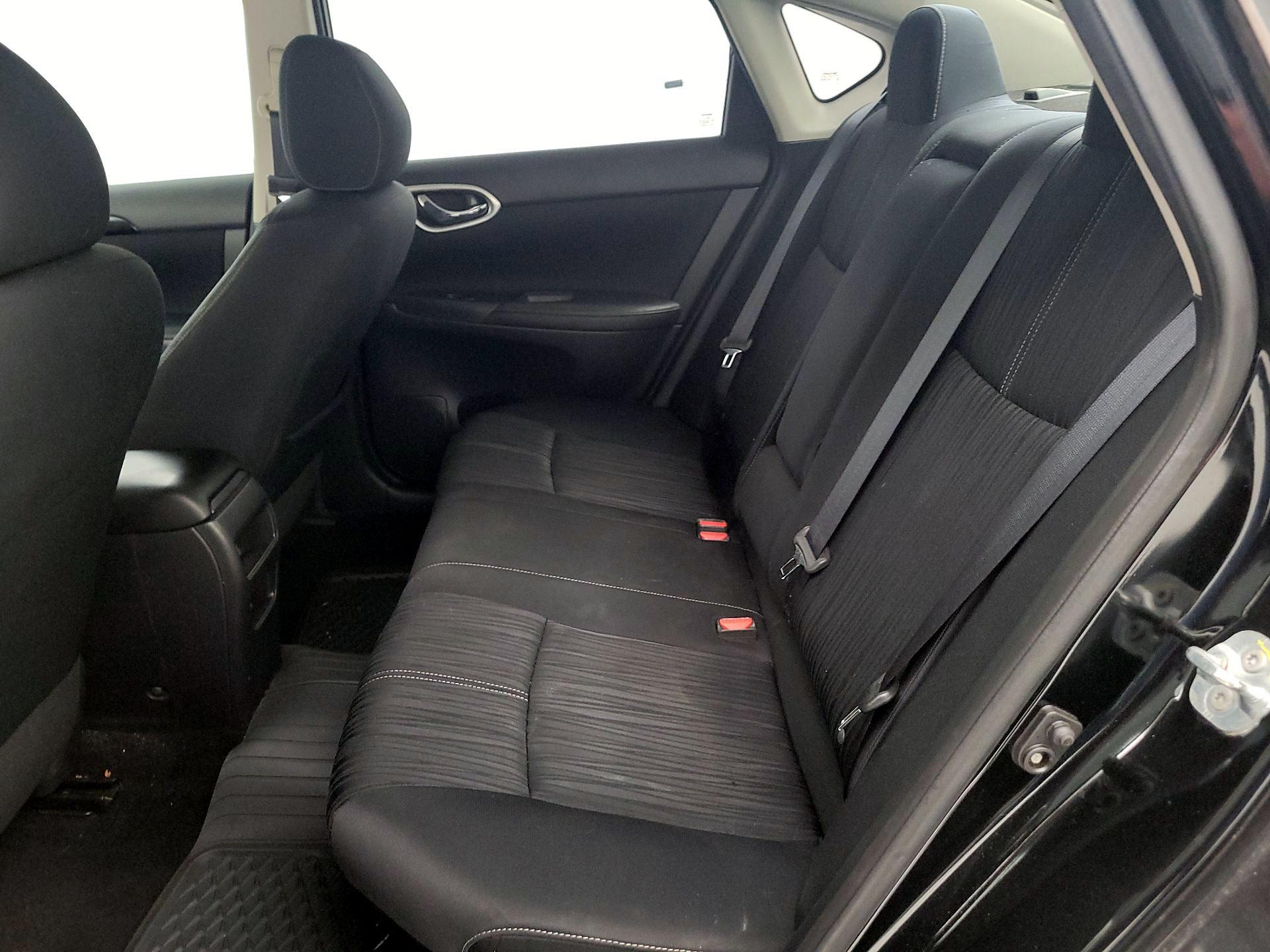 Thumbnail: 2017 Nissan Sentra - 17