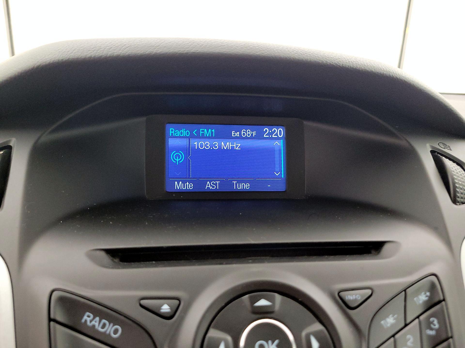 Thumbnail: 2014 Ford Focus - 12