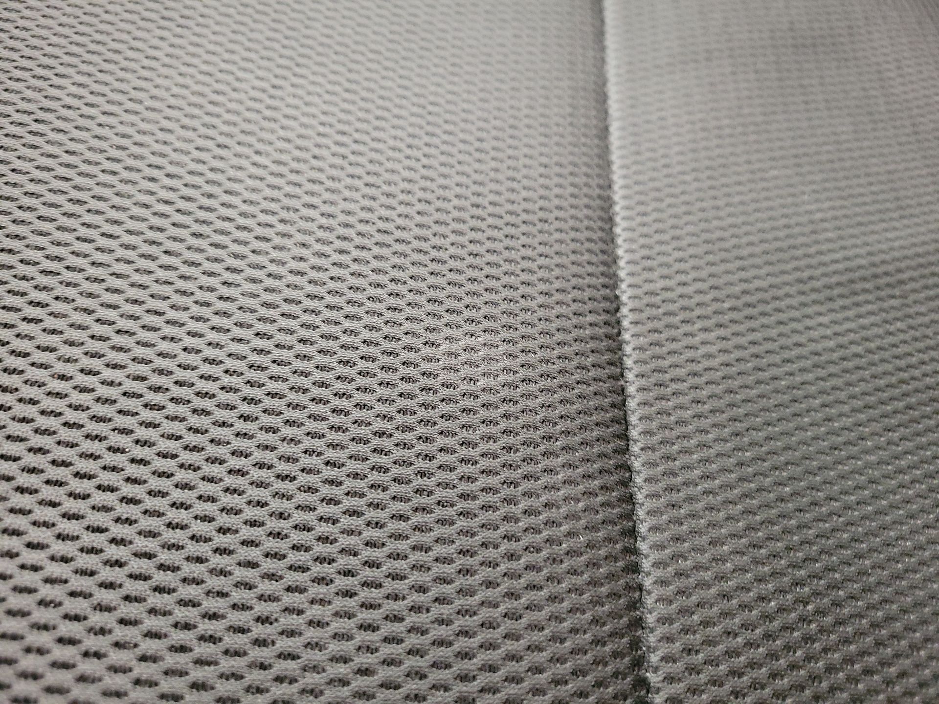 Thumbnail: 2014 Ford Focus - 20