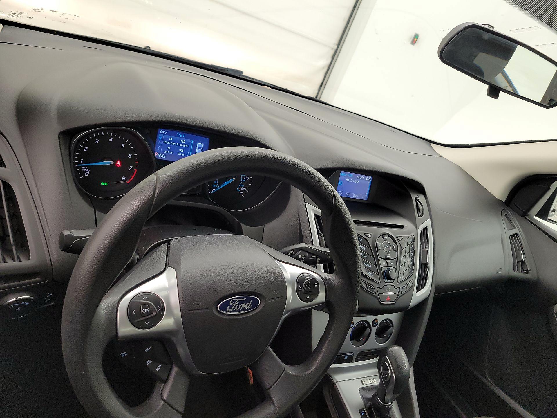 Thumbnail: 2014 Ford Focus - 8