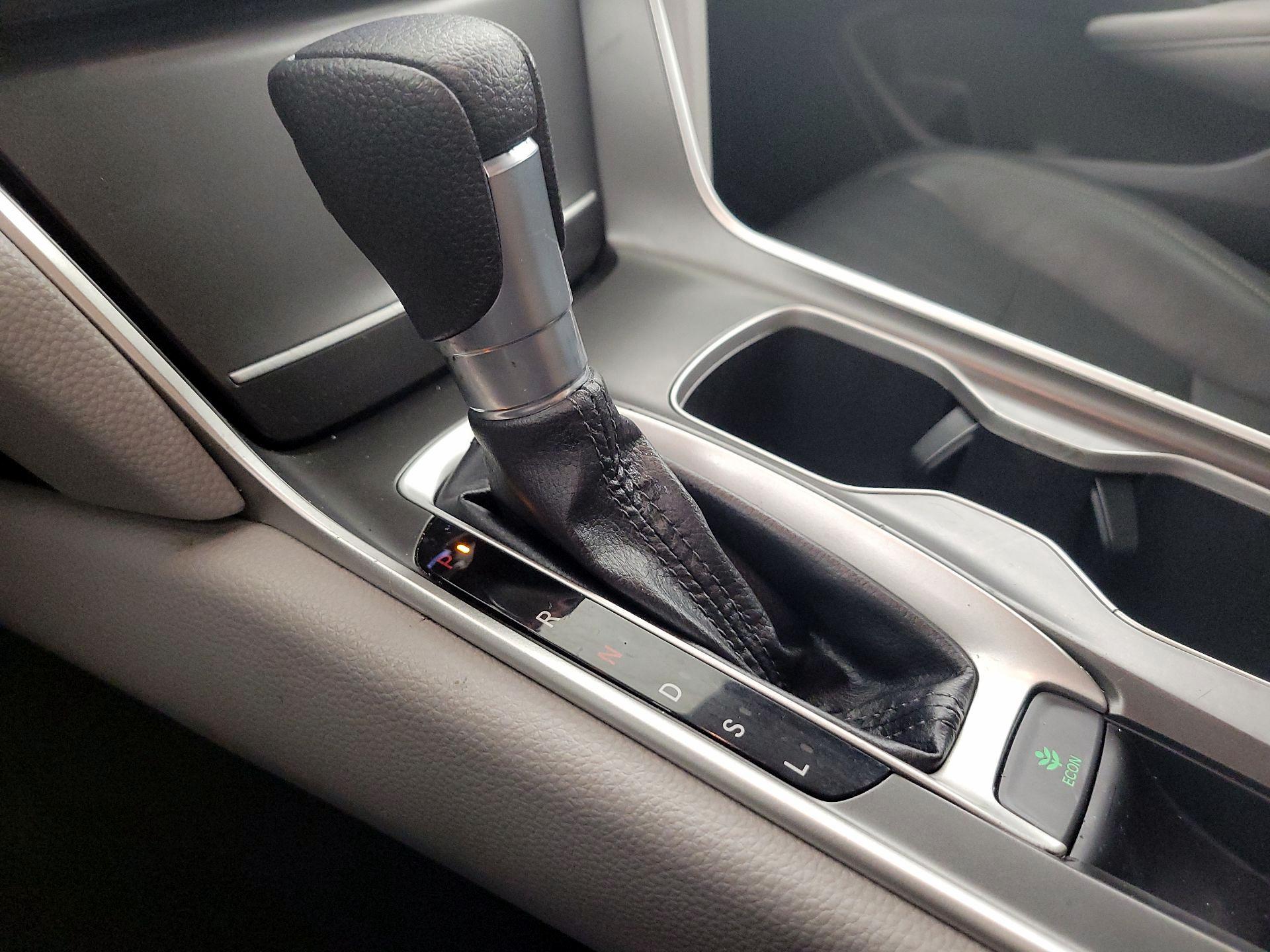 Thumbnail: 2019 Honda Accord - 15