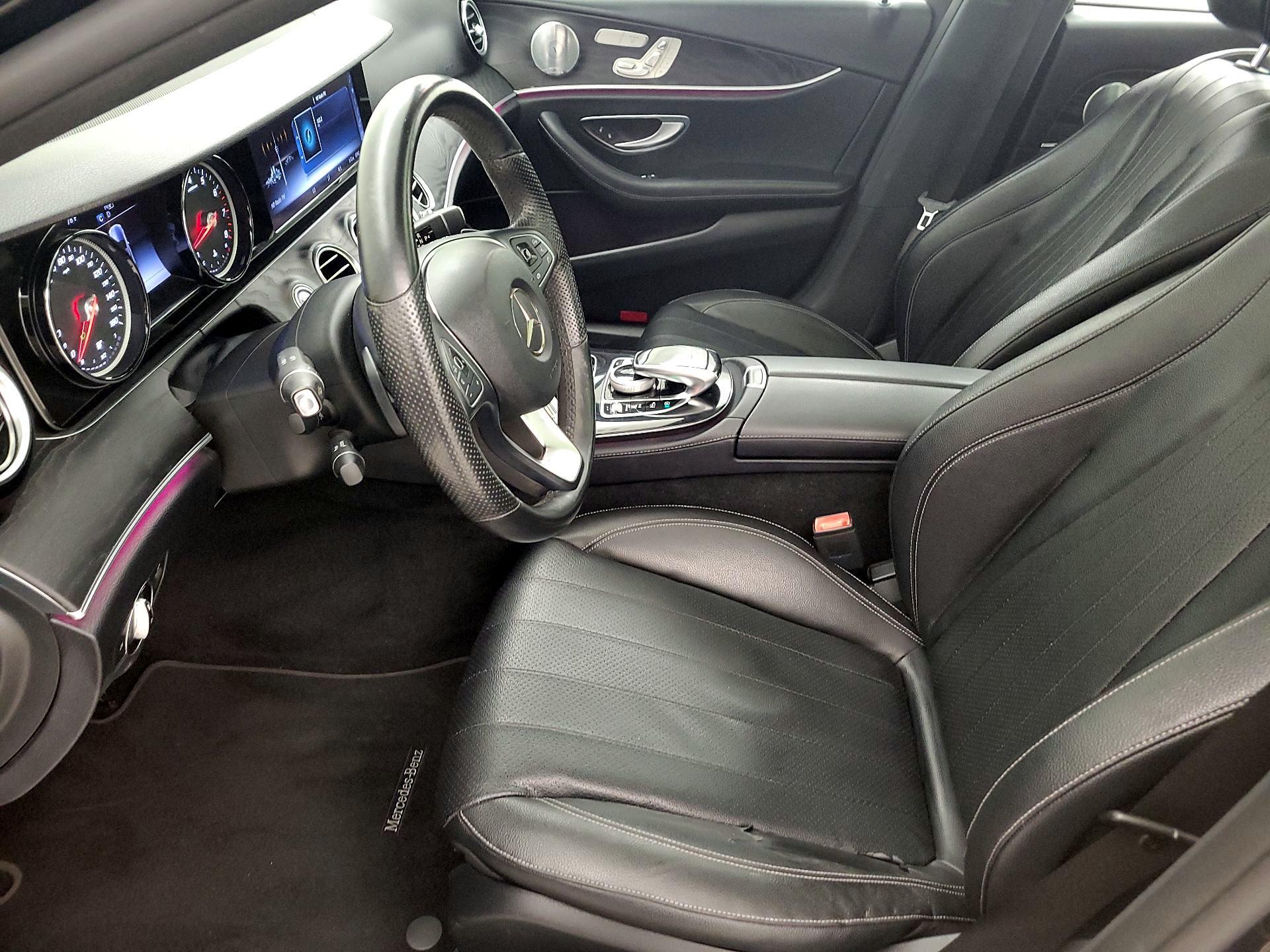 Thumbnail: 2017 Mercedes-Benz E-Class - 9