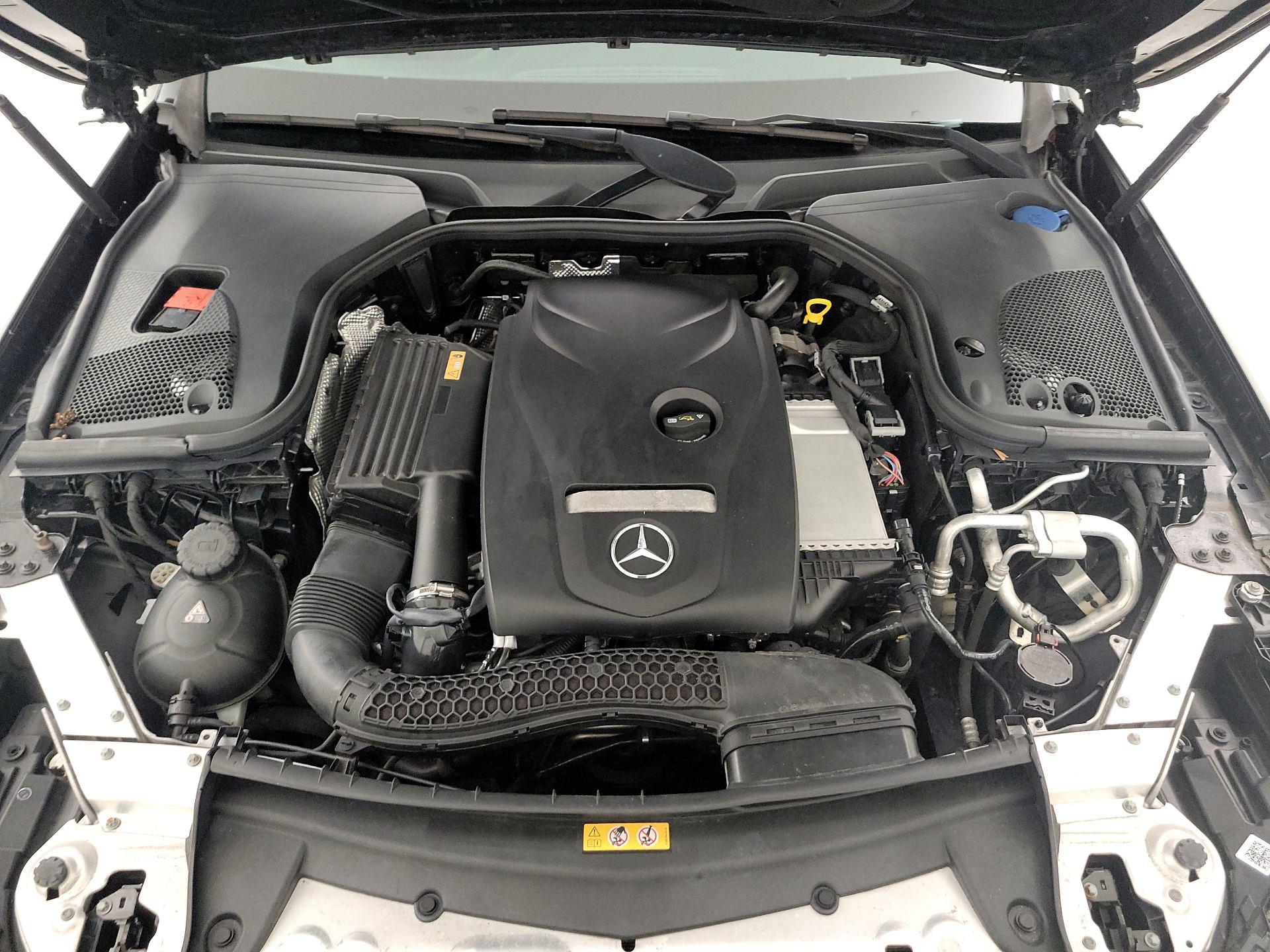 Thumbnail: 2017 Mercedes-Benz E-Class - 20