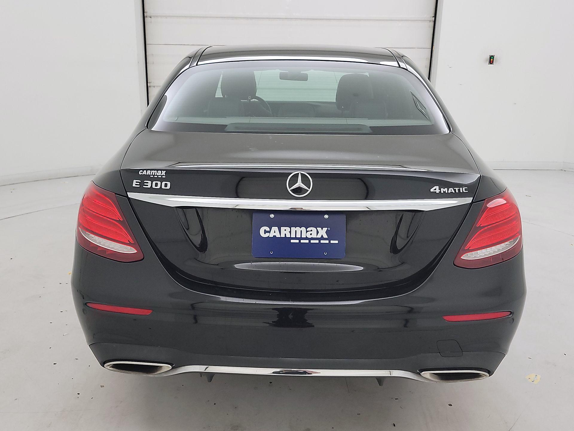 Thumbnail: 2017 Mercedes-Benz E-Class - 6